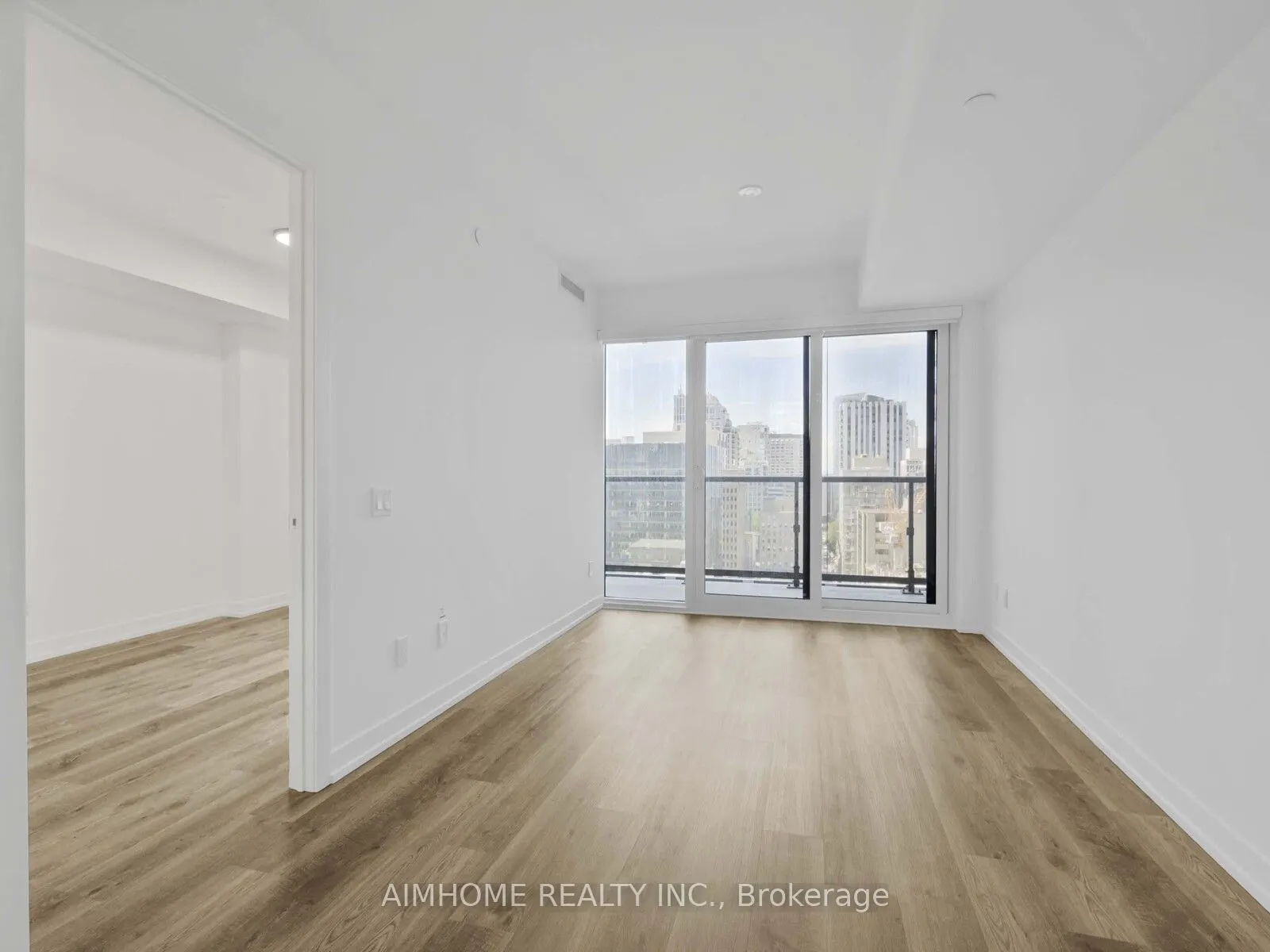 771 yonge Street, #1901