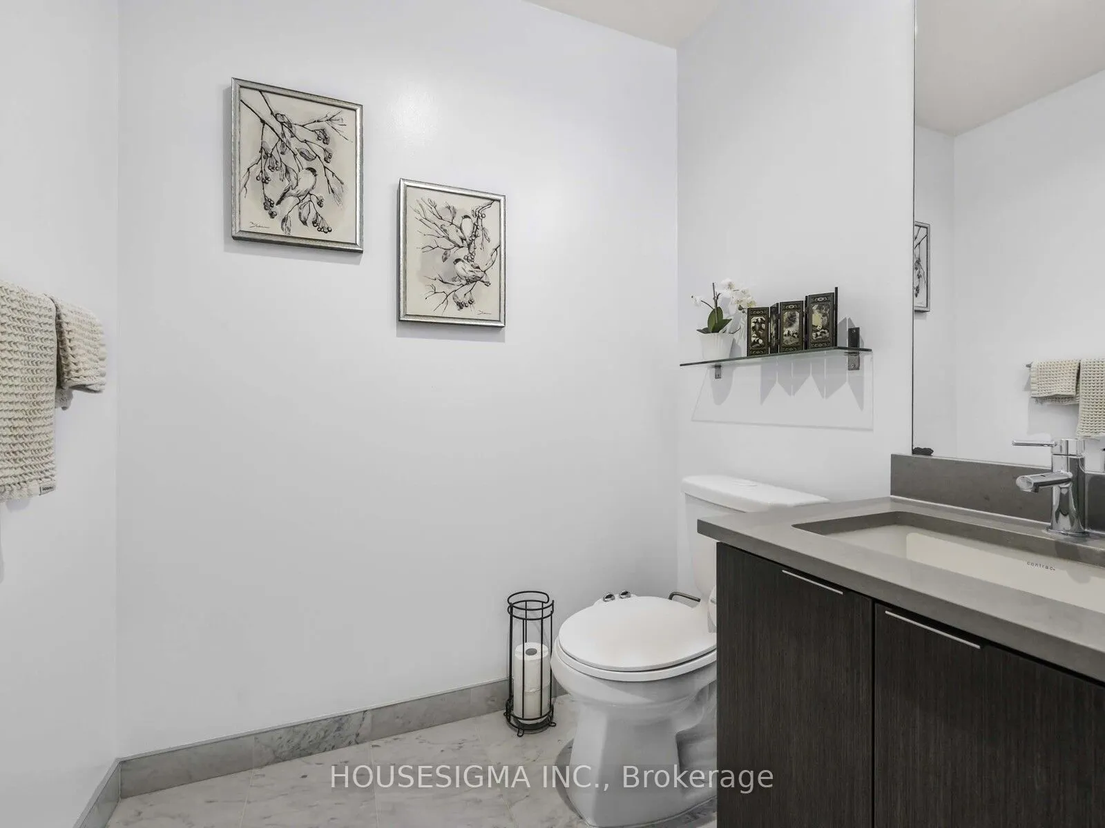 32 Bruyers Mews, #TH03