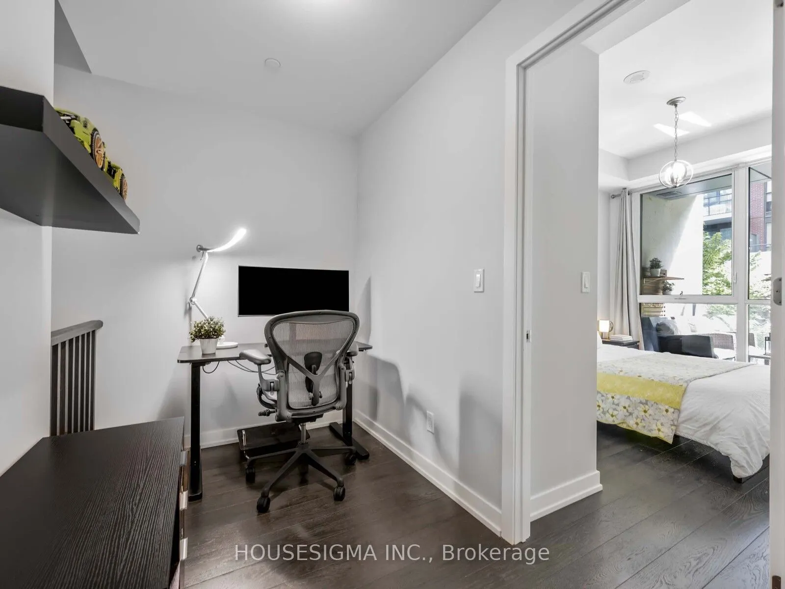 32 Bruyers Mews, #TH03