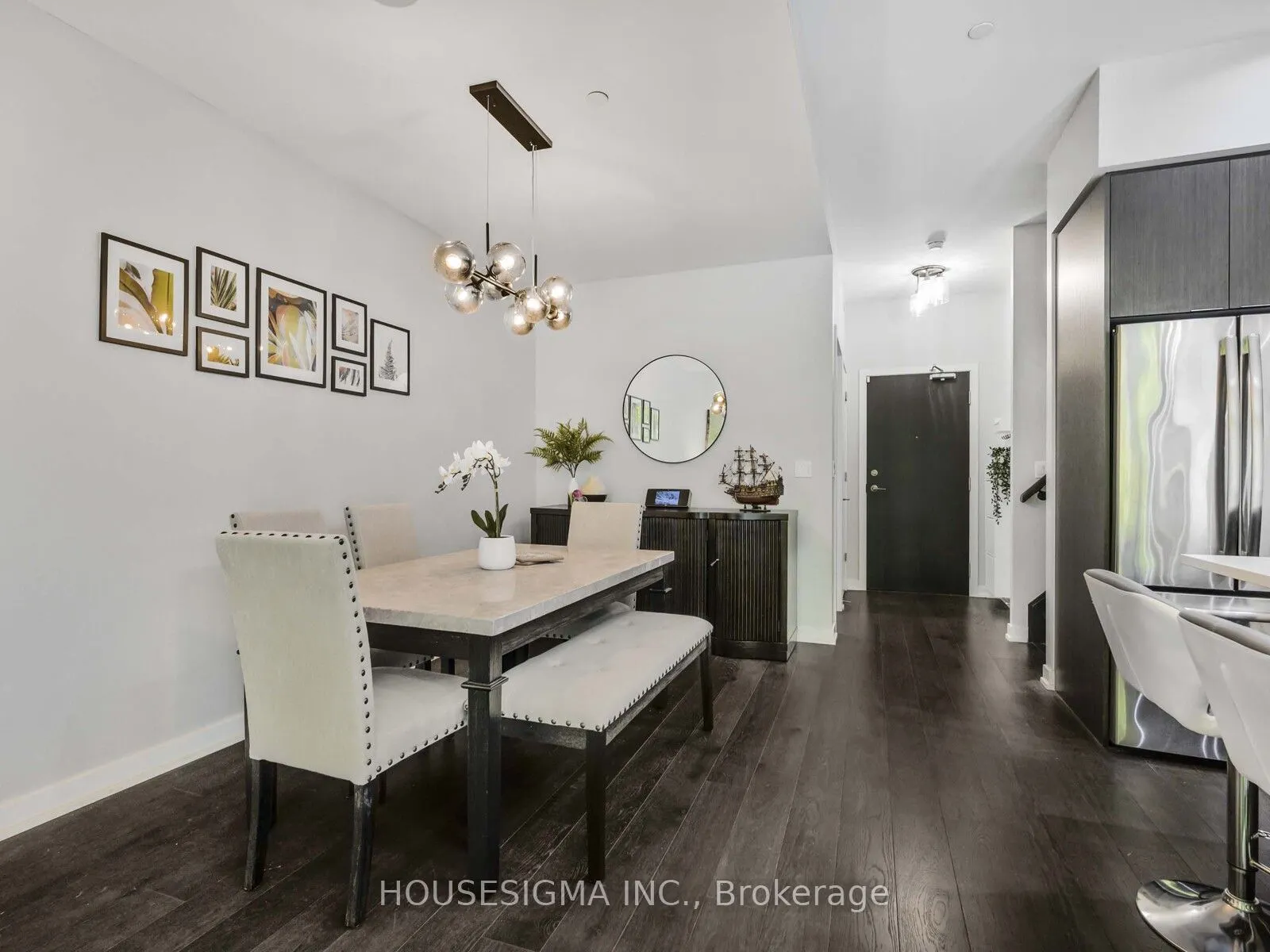 32 Bruyers Mews, #TH03