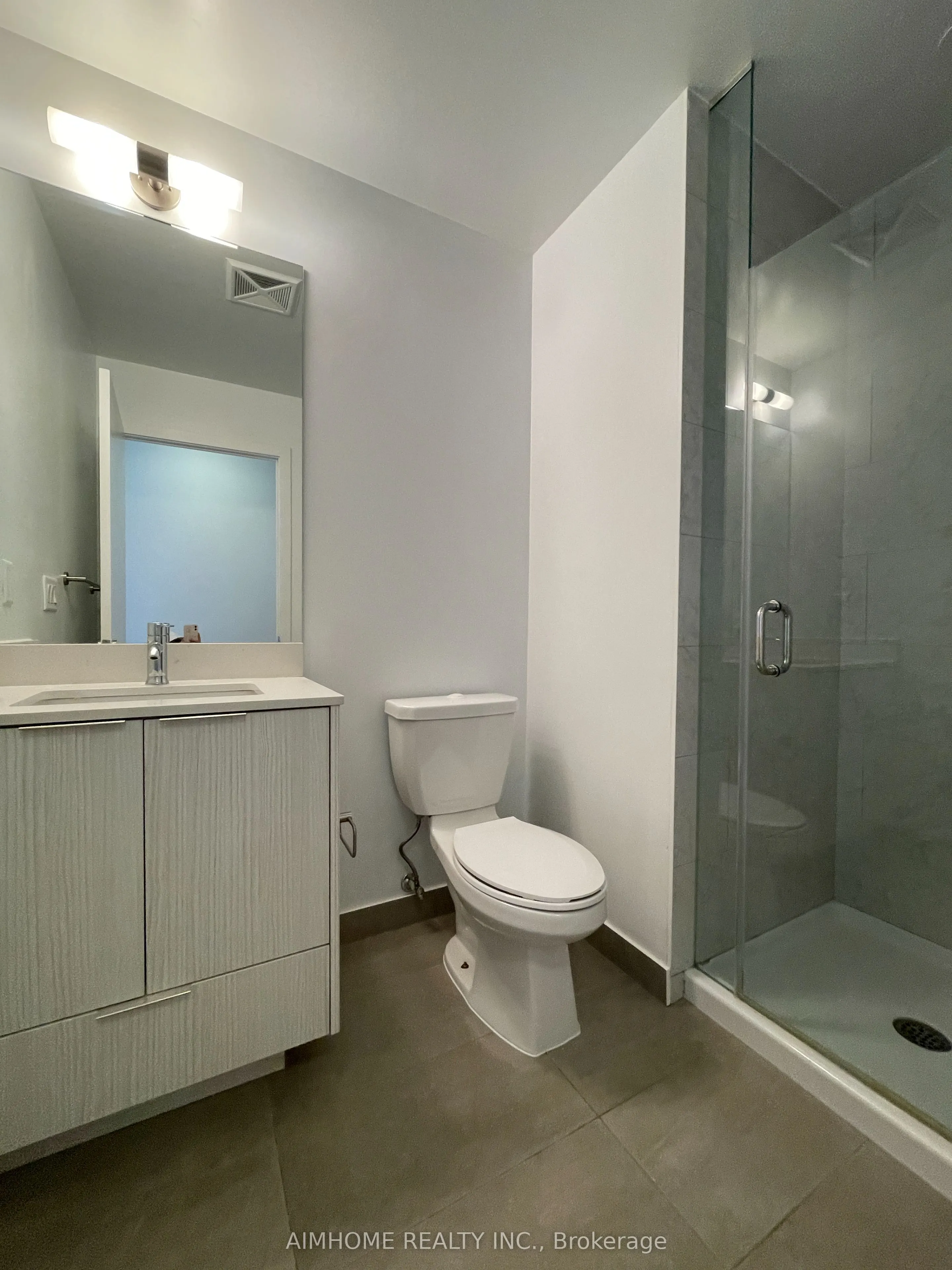 32 Forest Manor Road, #2702