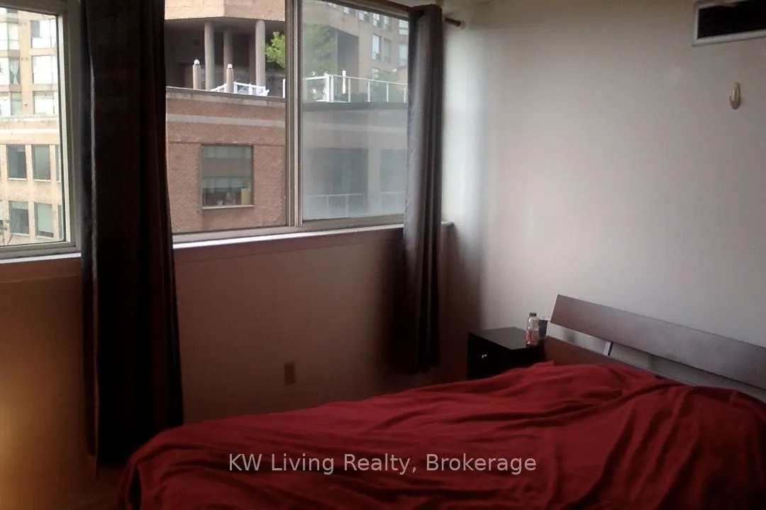 1055 Bay Street, #409