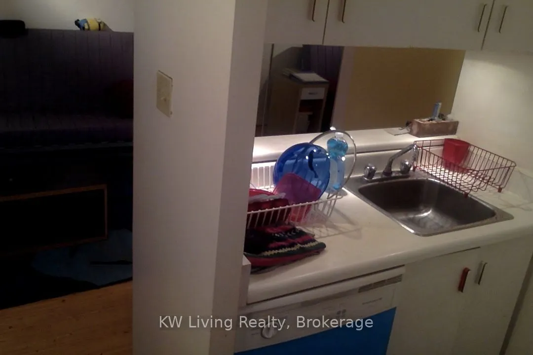 1055 Bay Street, #409