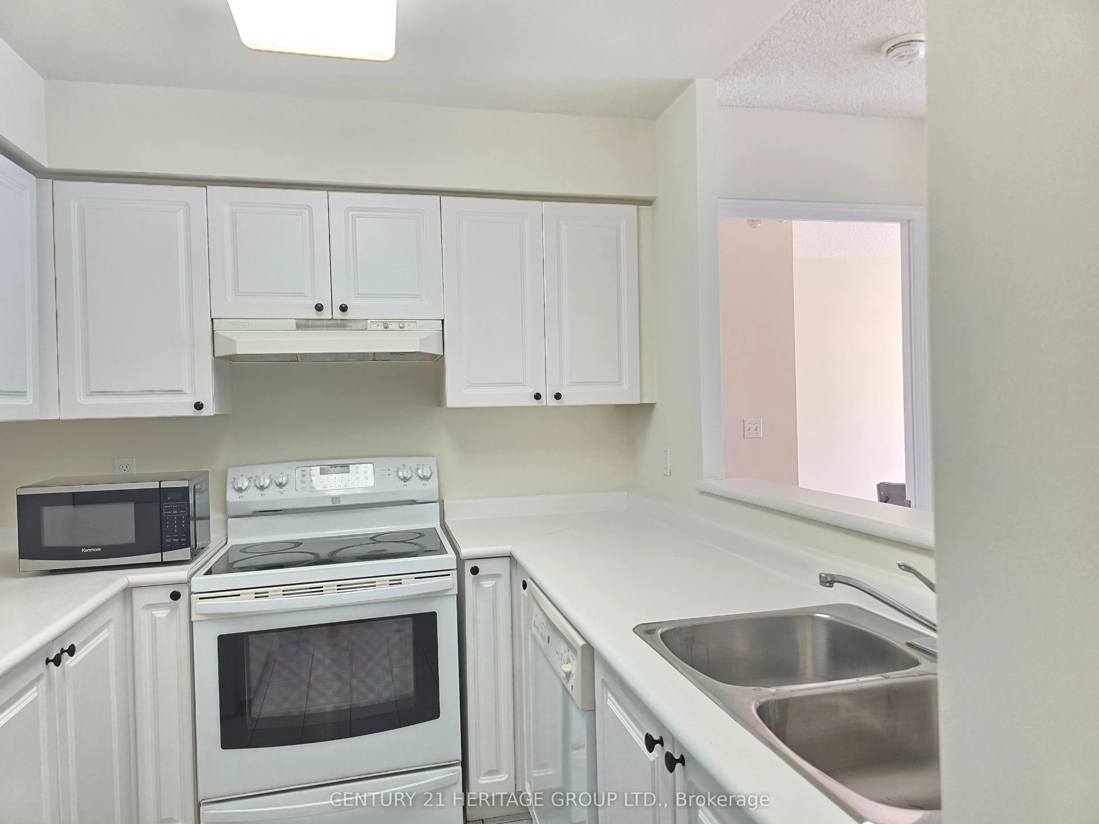 8 Pemberton Avenue, #1202