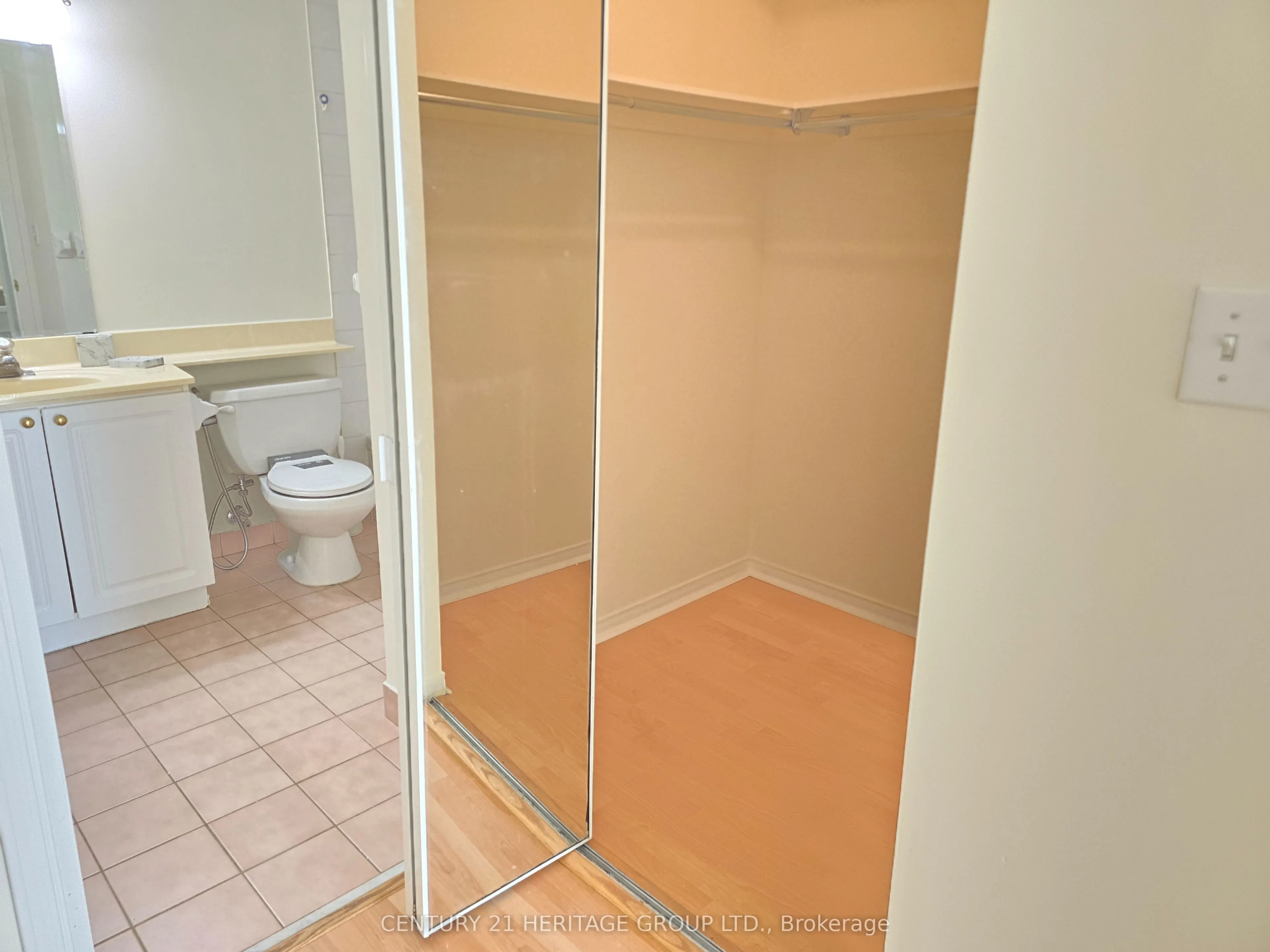 8 Pemberton Avenue, #1202