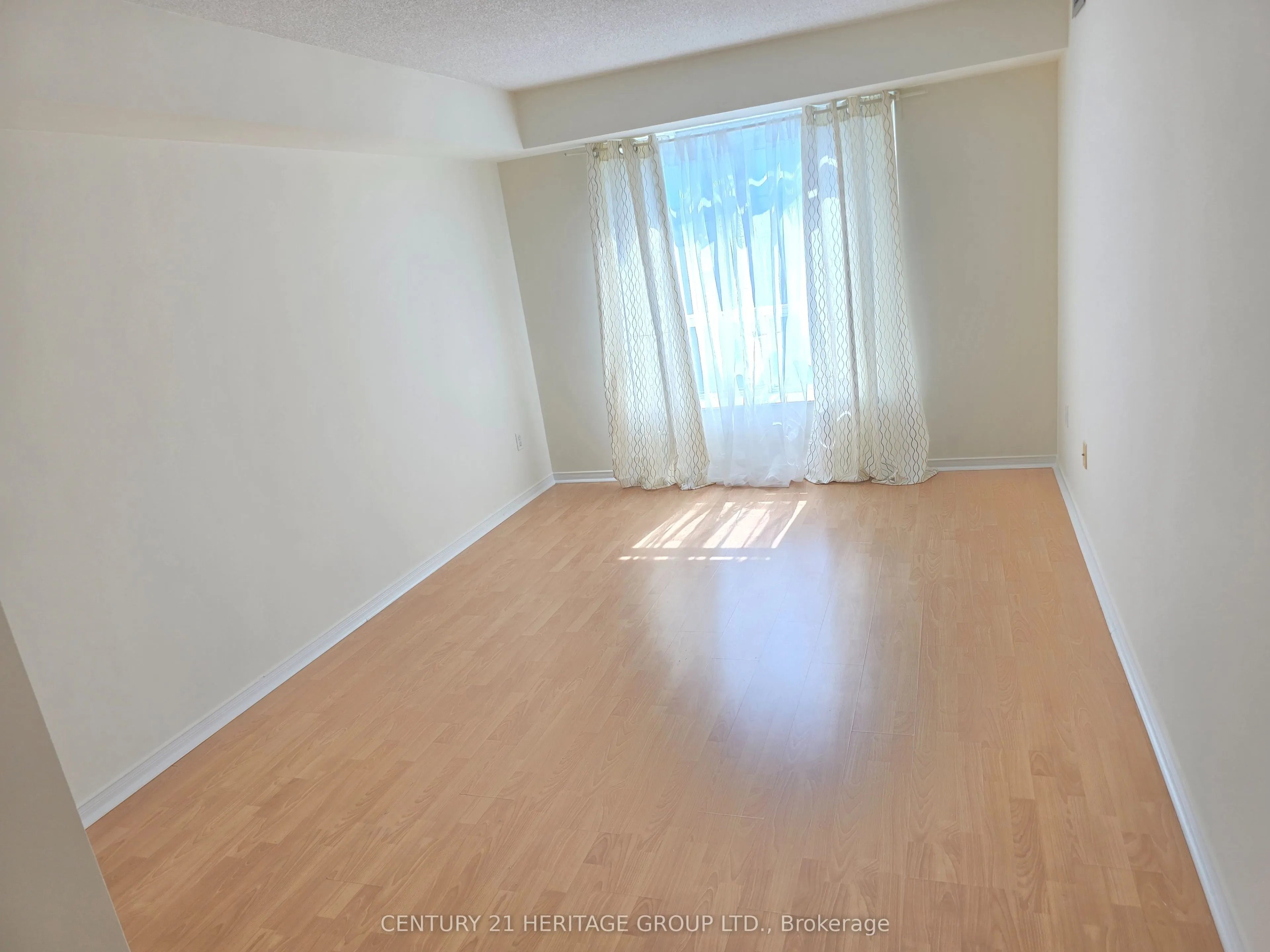 8 Pemberton Avenue, #1202