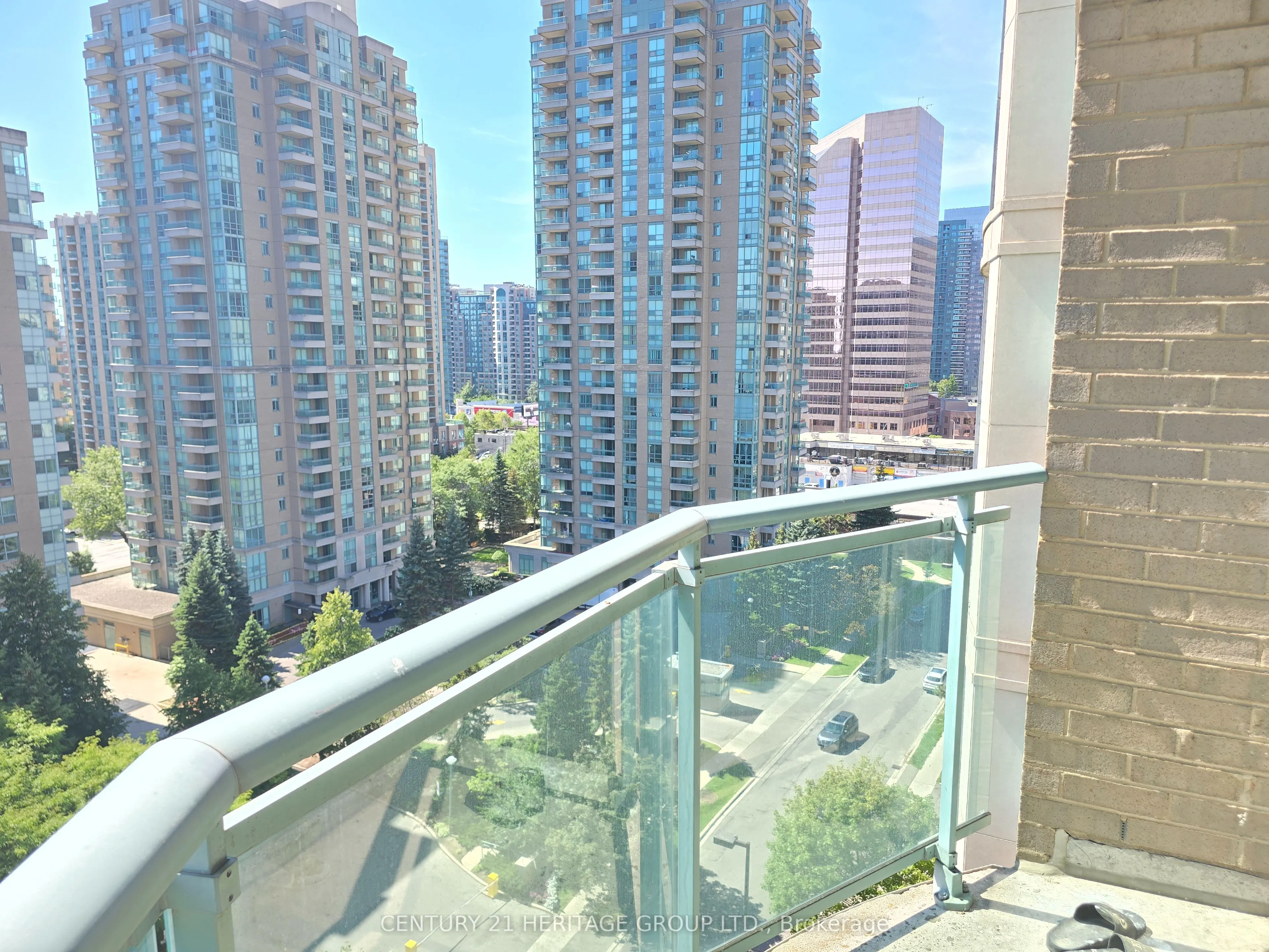 8 Pemberton Avenue, #1202