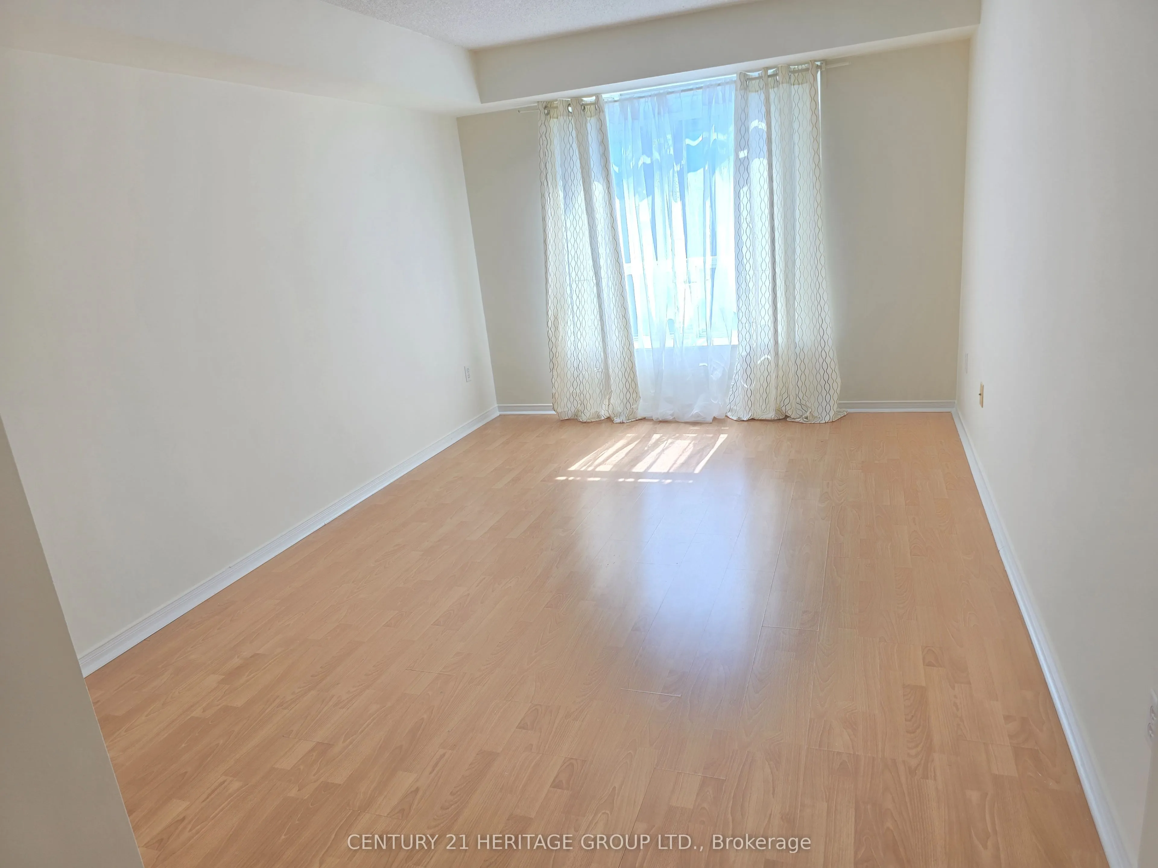8 Pemberton Avenue, #1202