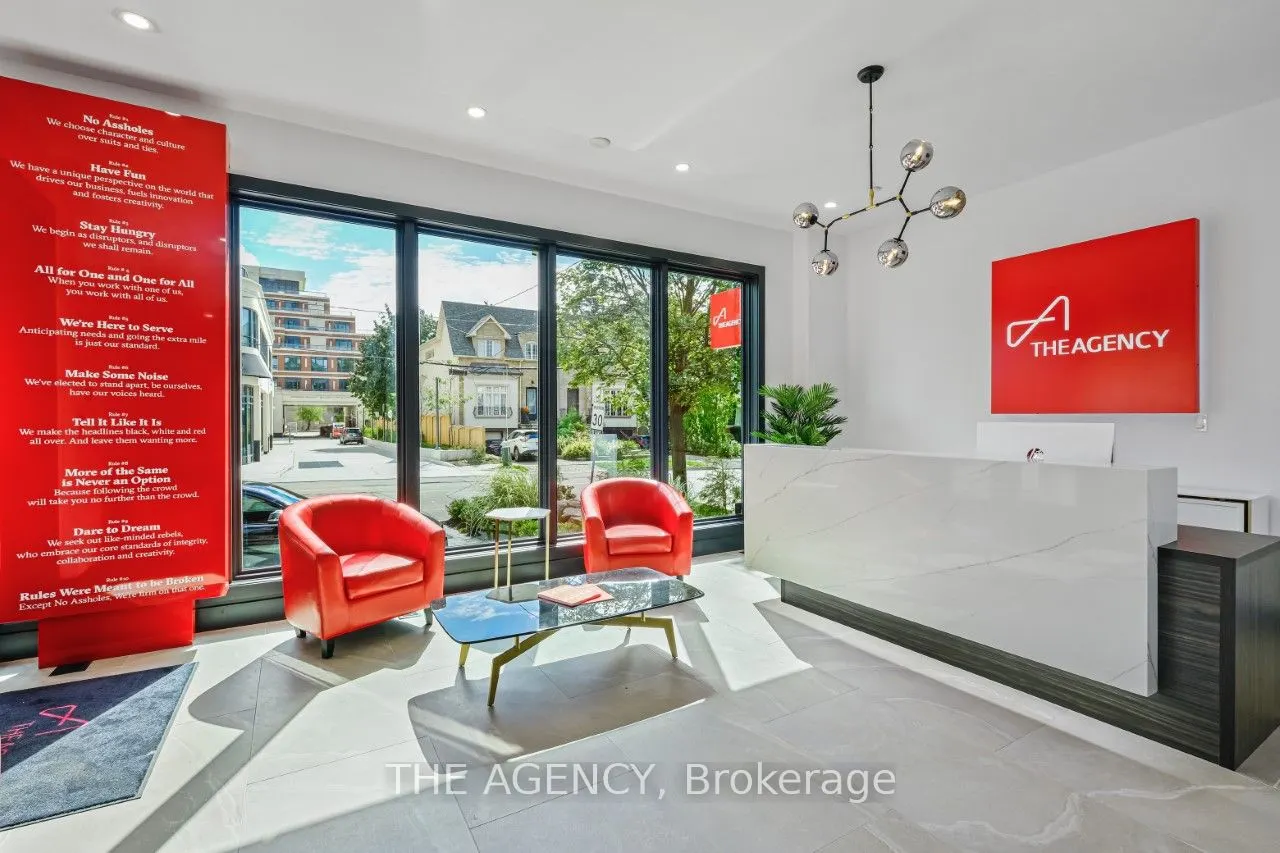 378 Fairlawn Avenue, #Main Level