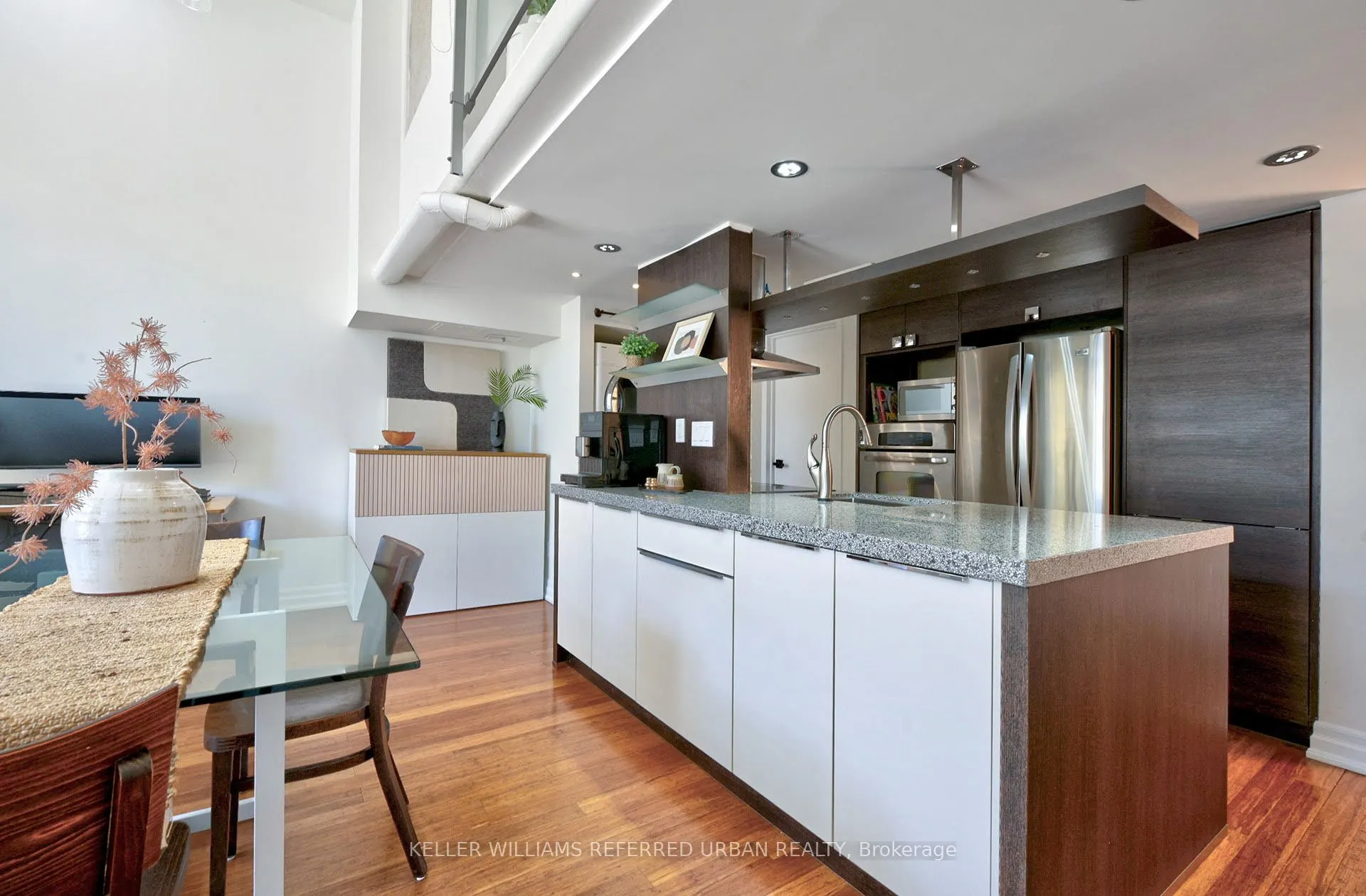160 Baldwin Street, #209