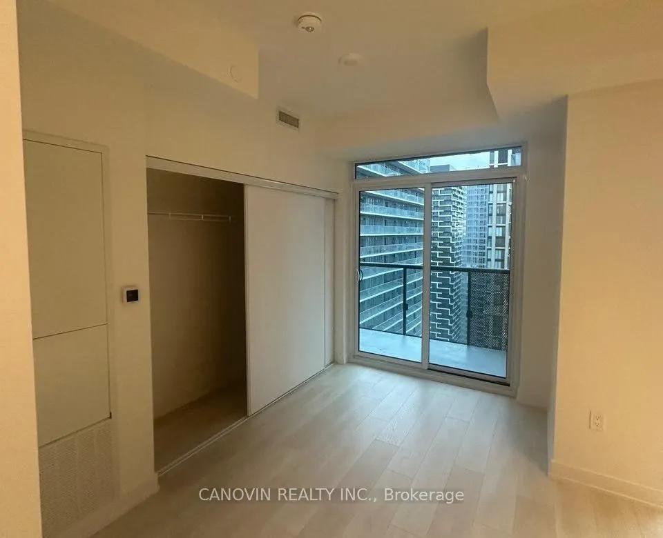 117 Broadway Avenue, #3203