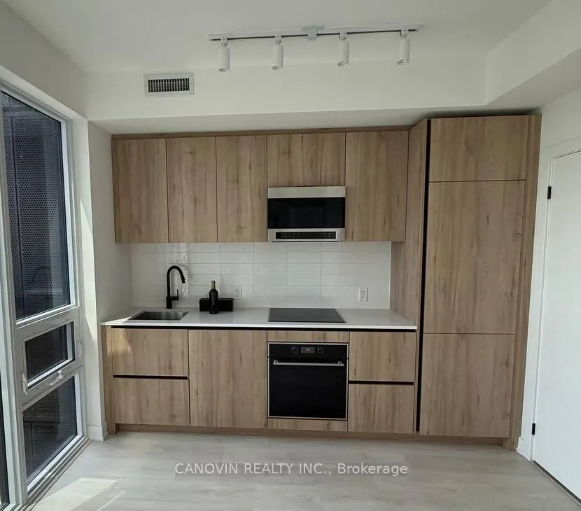 117 Broadway Avenue, #3203