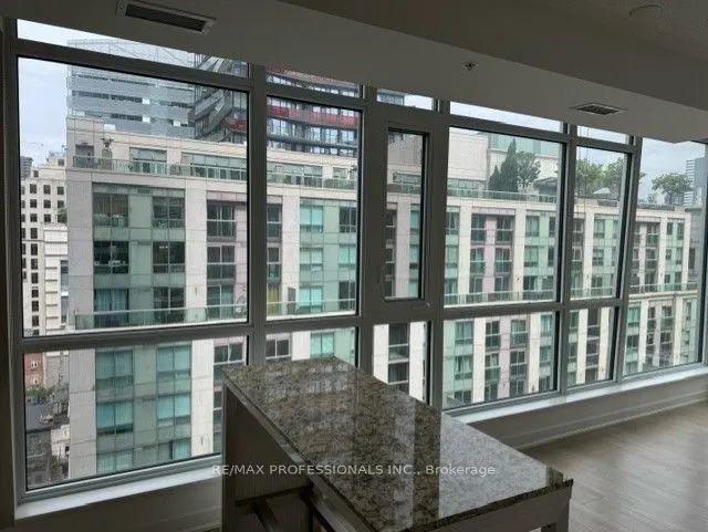 199 Richmond Street W, #1102