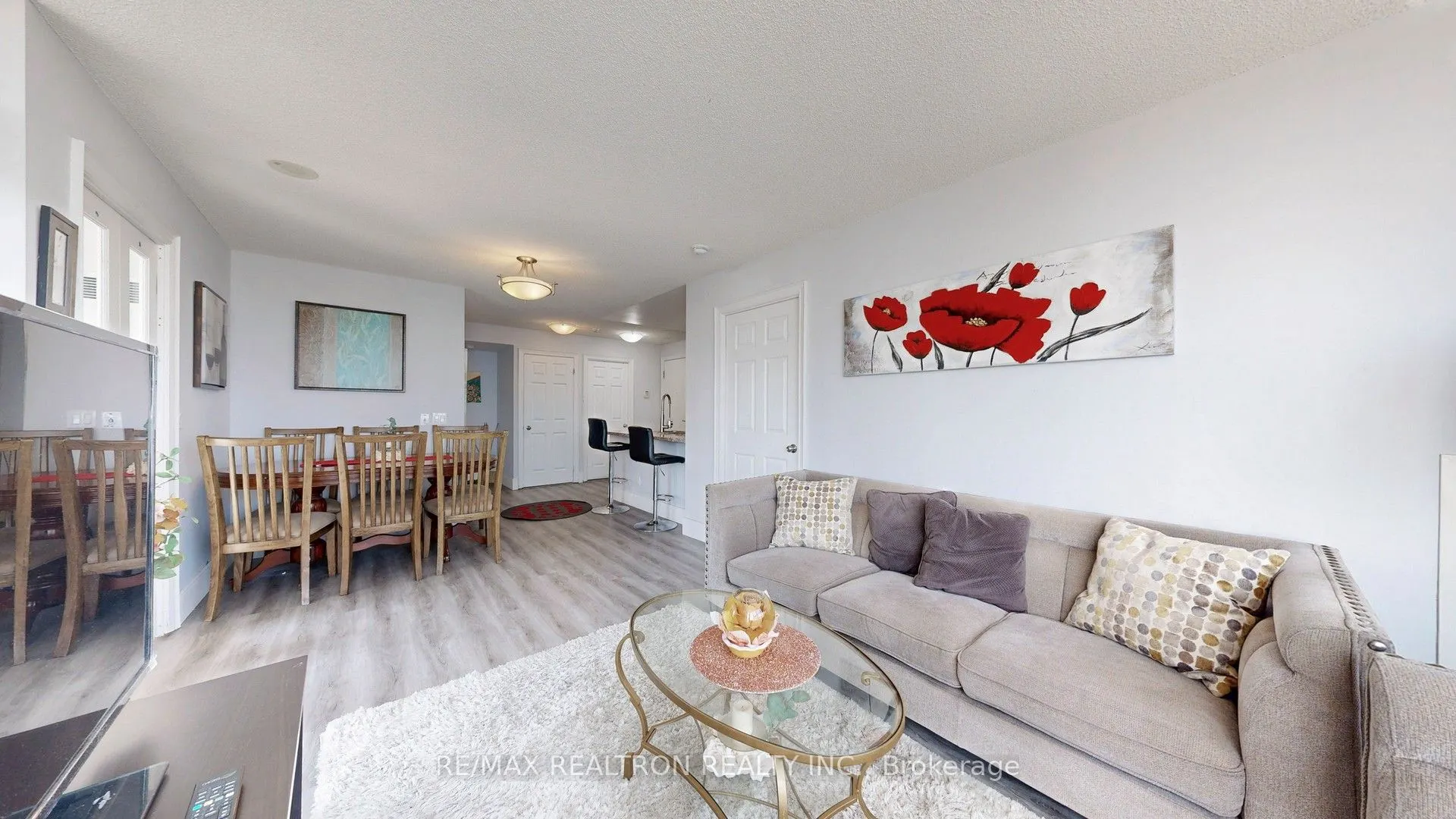 15 Greenview Avenue, #2413