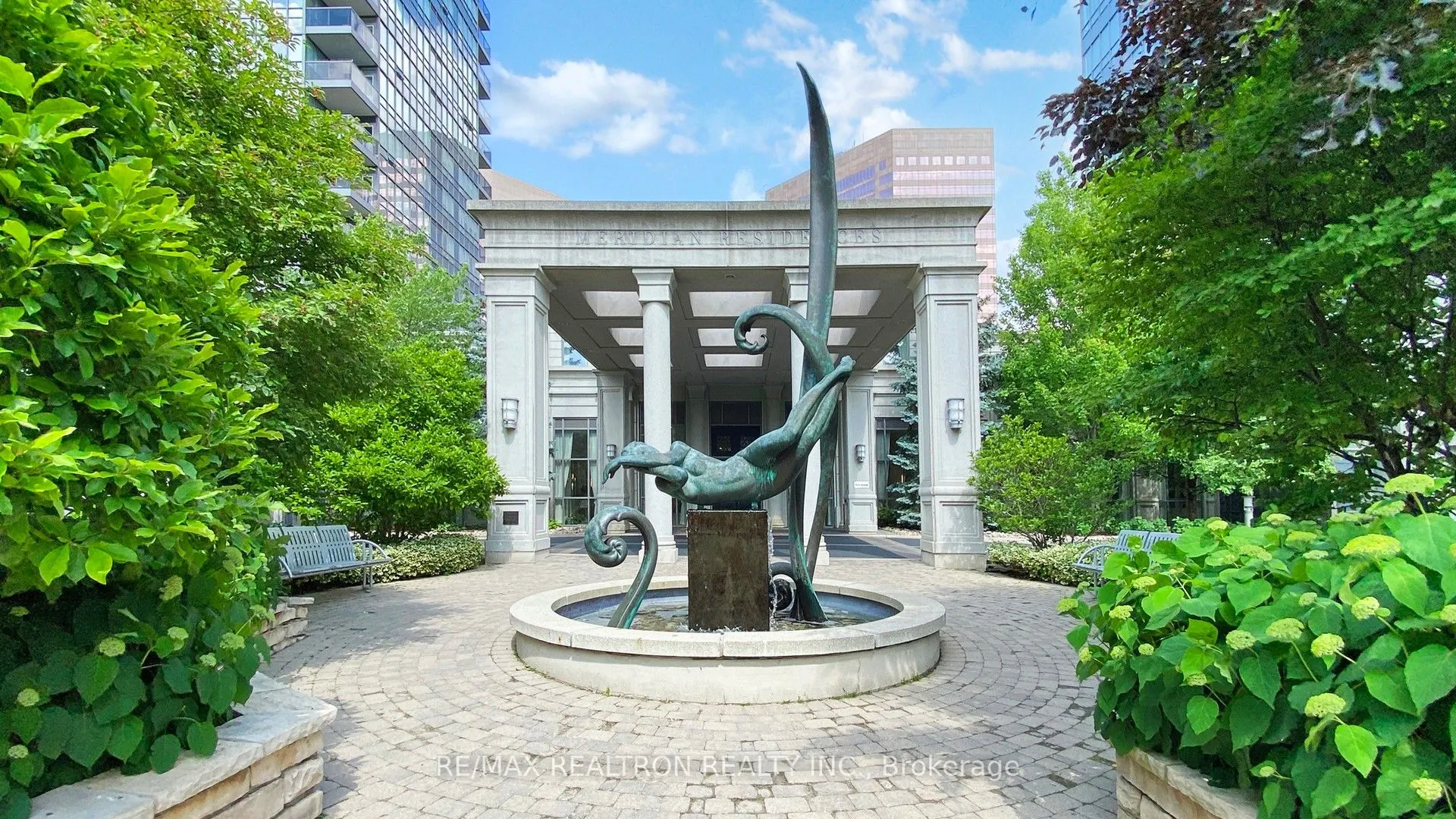 15 Greenview Avenue, #2413