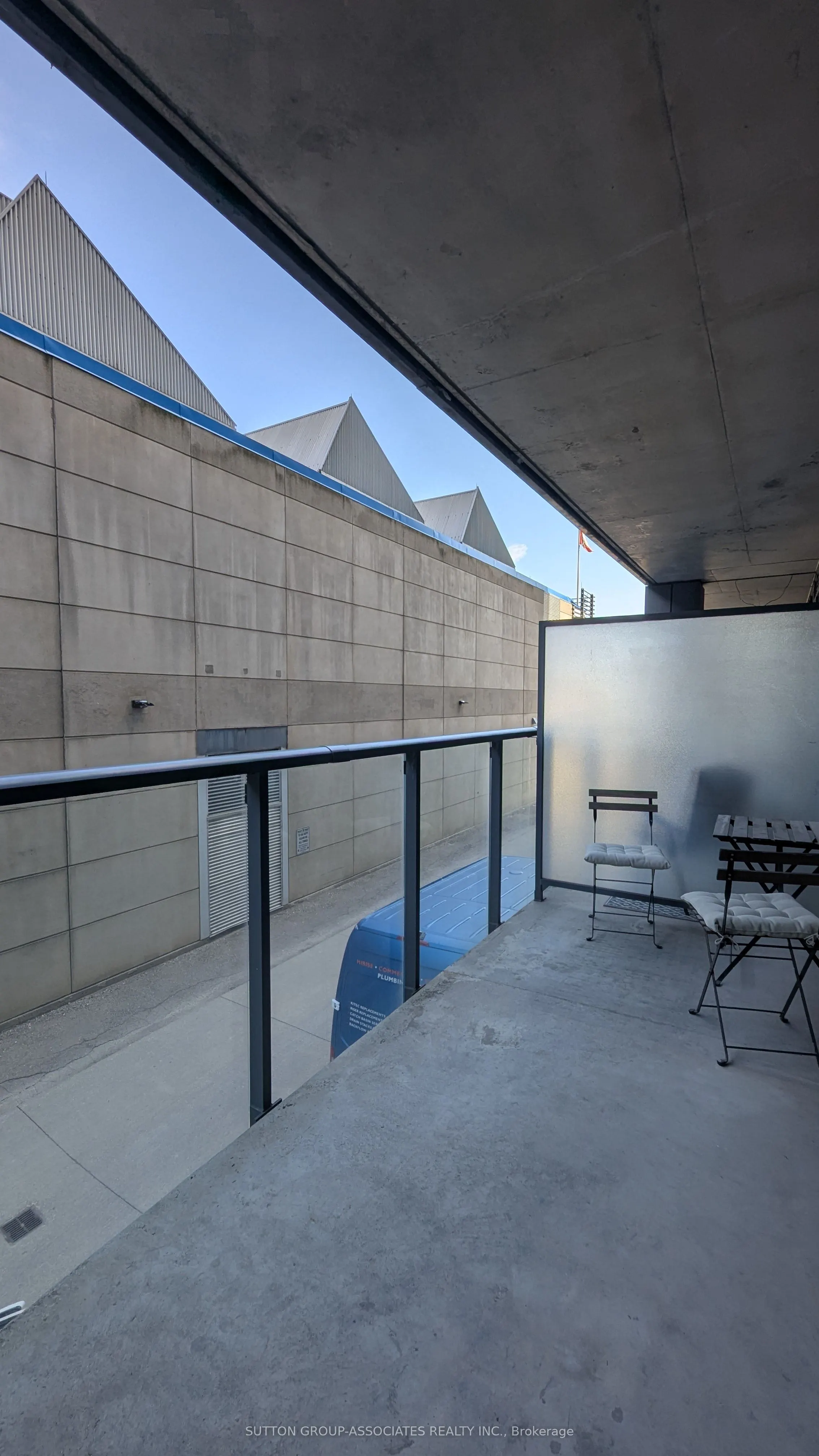 5 Hanna Avenue, #218