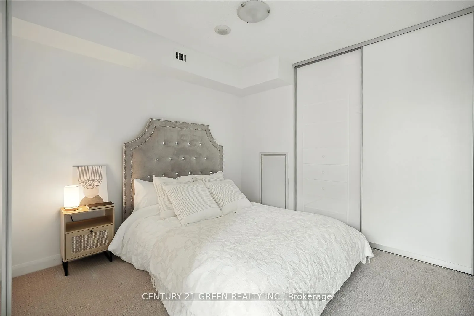 205 Frederick Street, #508