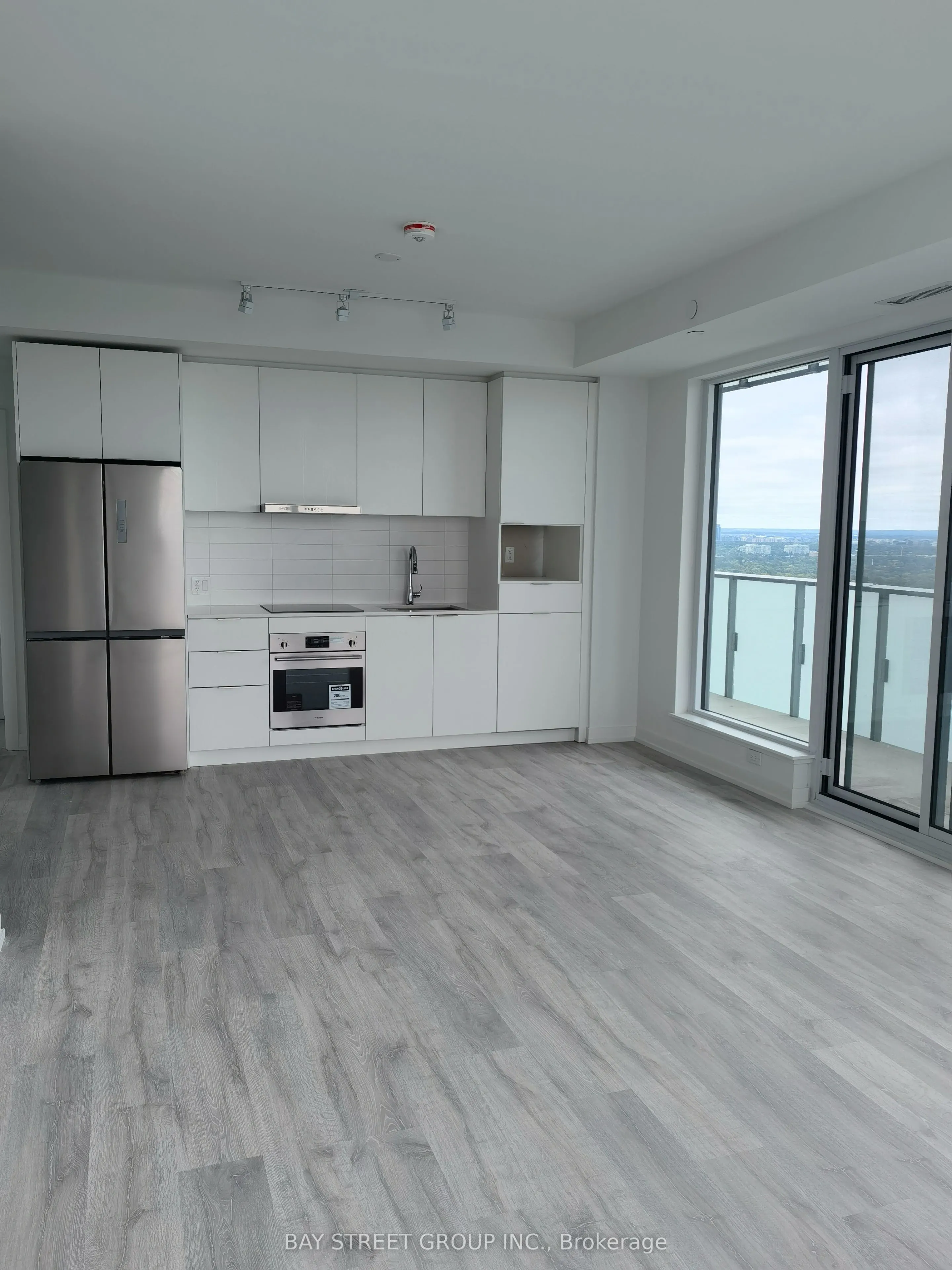 8 Olympic Garden Drive, #3203