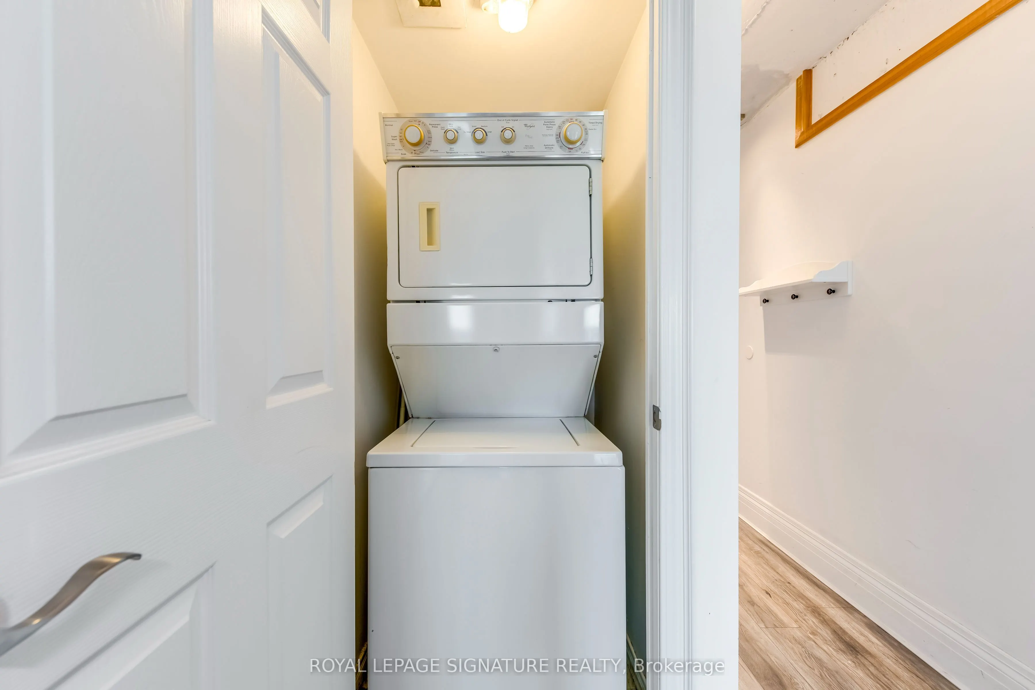 28 Harrison Garden Boulevard, #2107