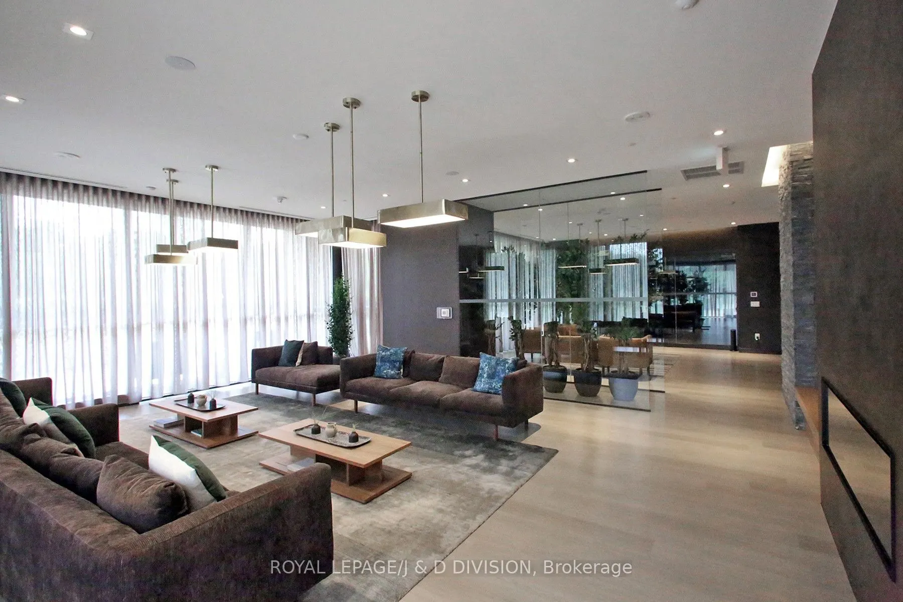 10 Deerlick Court, #305