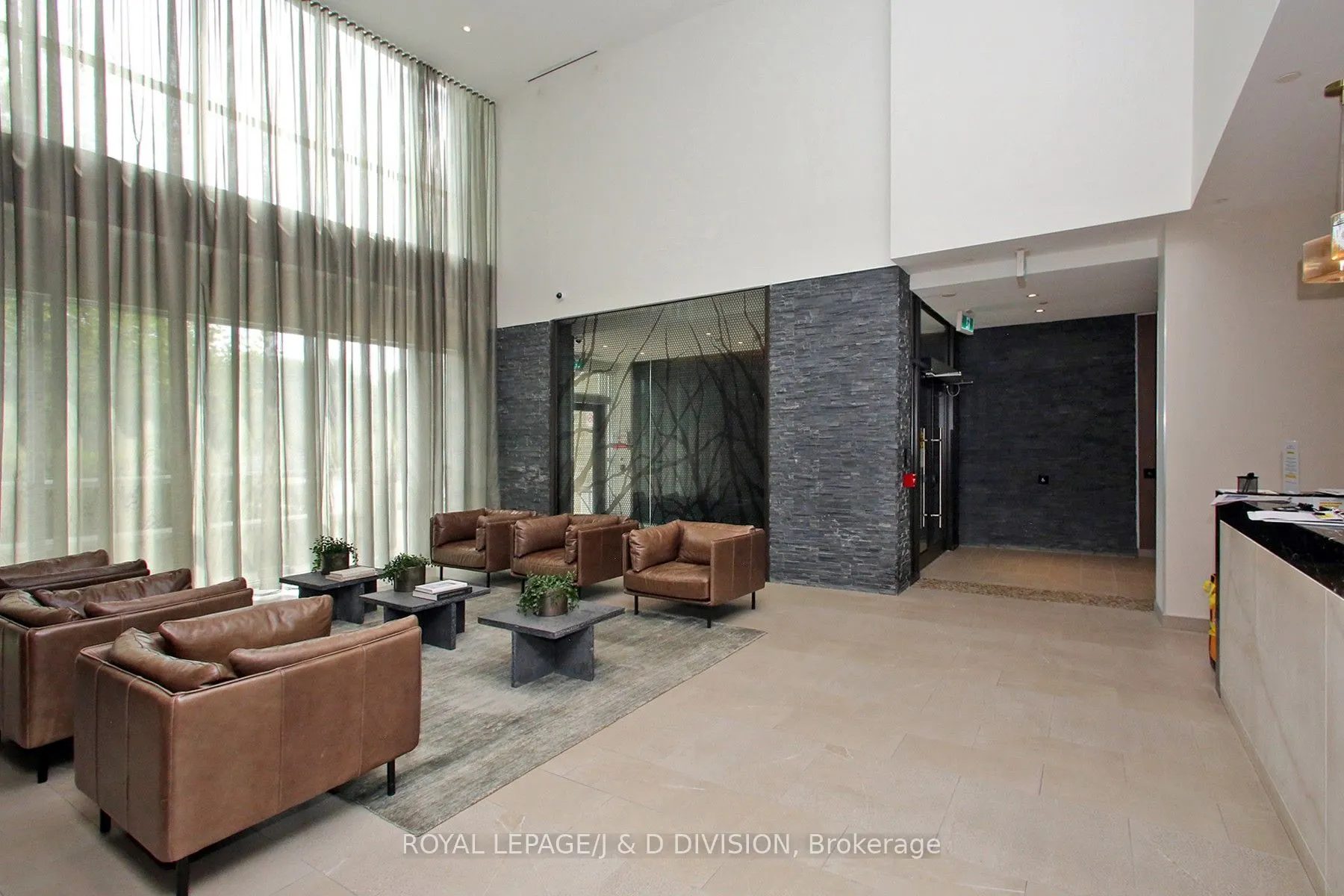 10 Deerlick Court, #305
