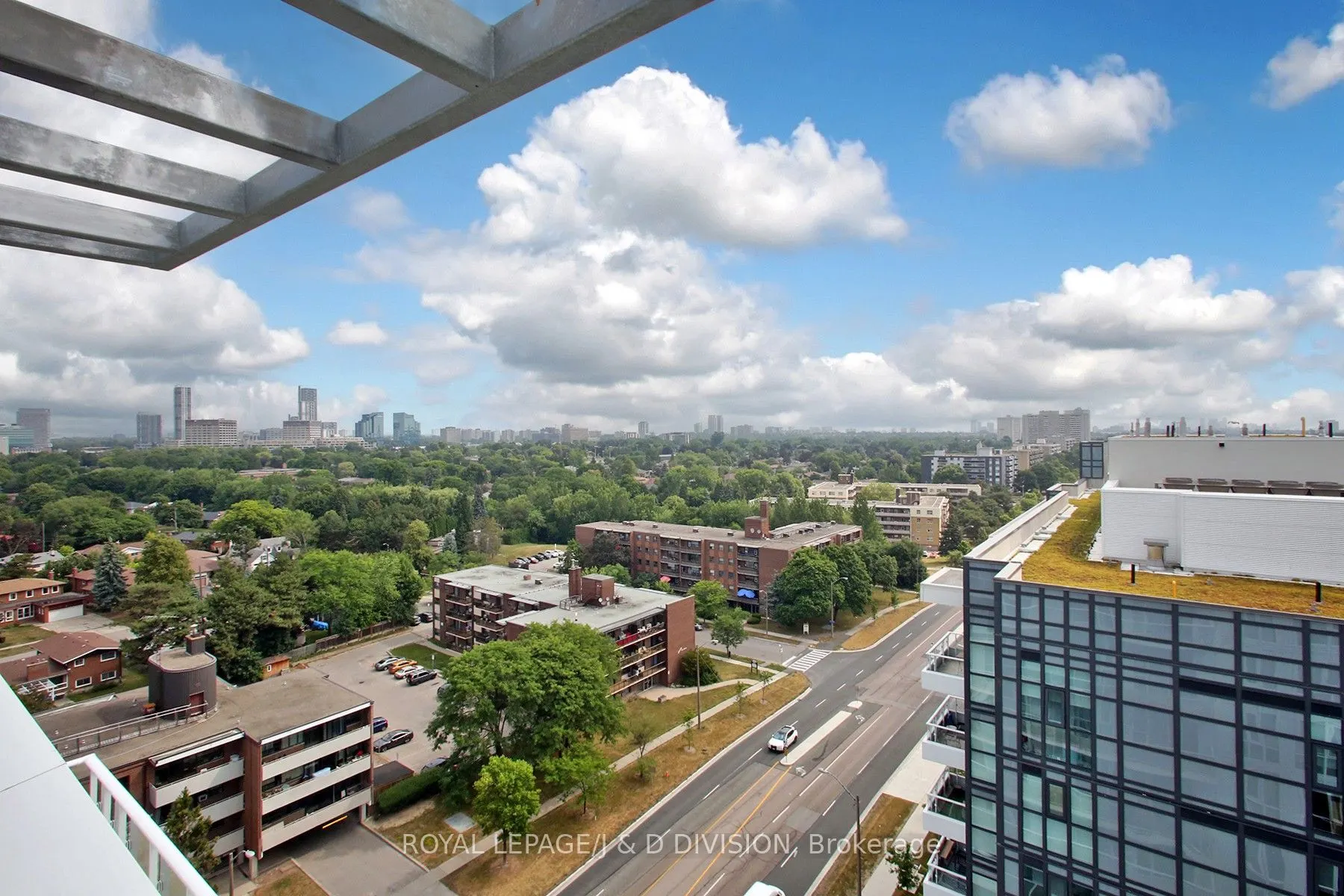 10 Deerlick Court, #305