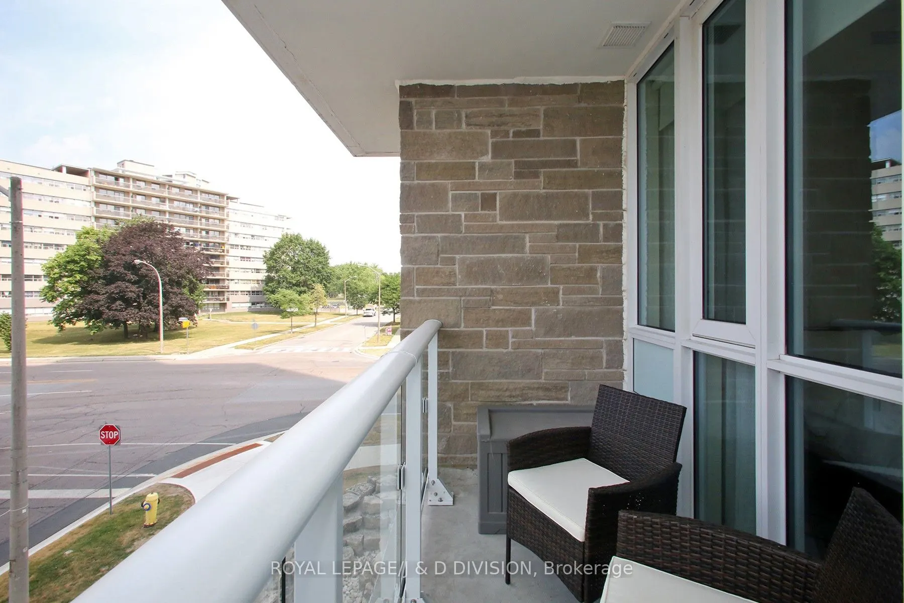 10 Deerlick Court, #305