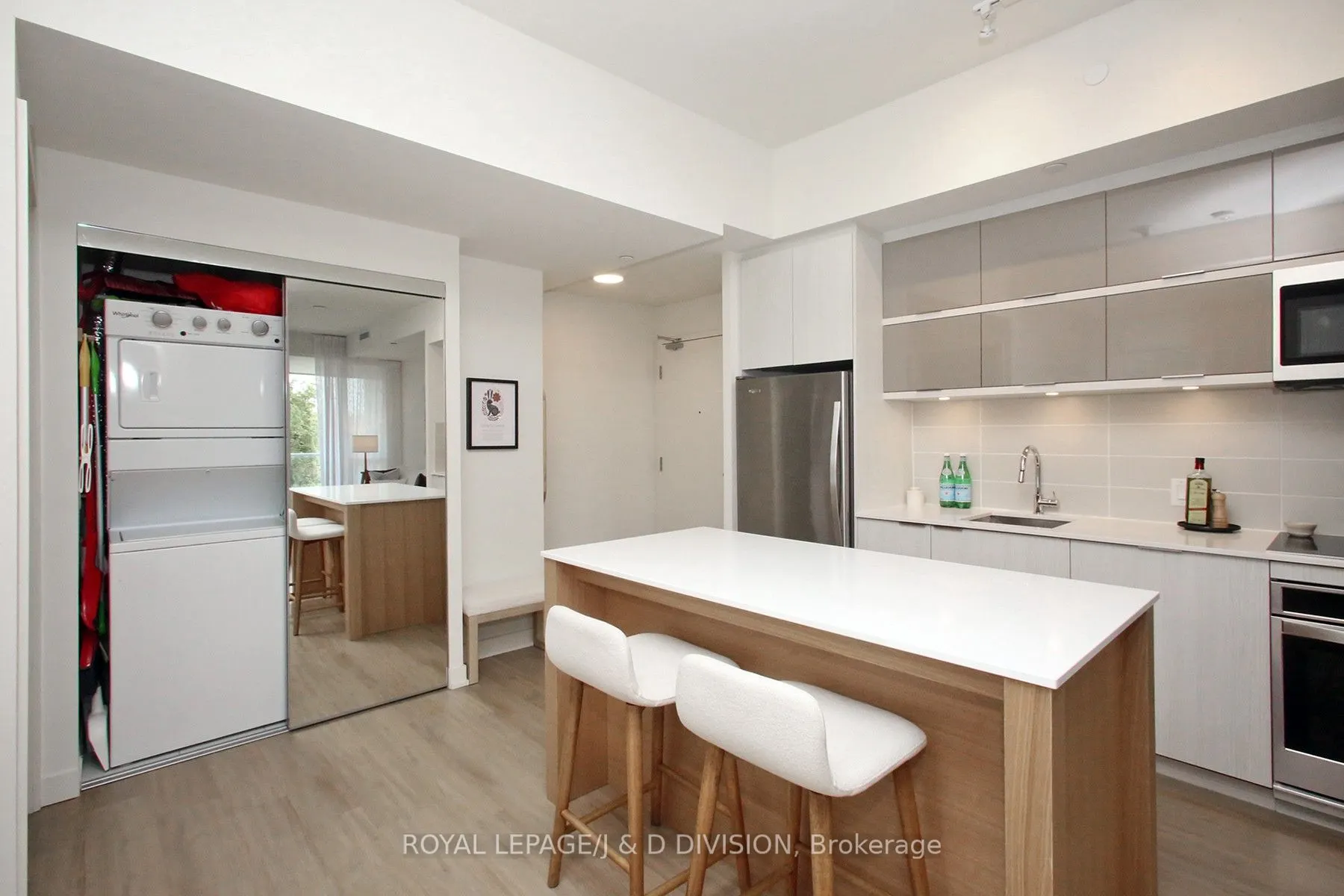 10 Deerlick Court, #305
