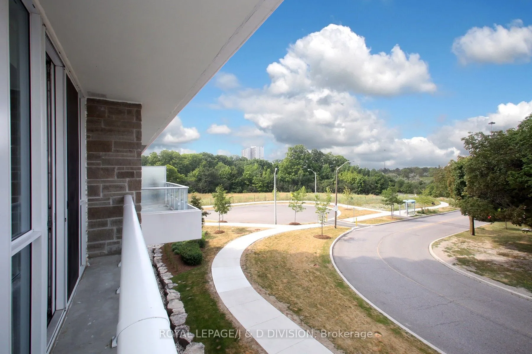 10 Deerlick Court, #305