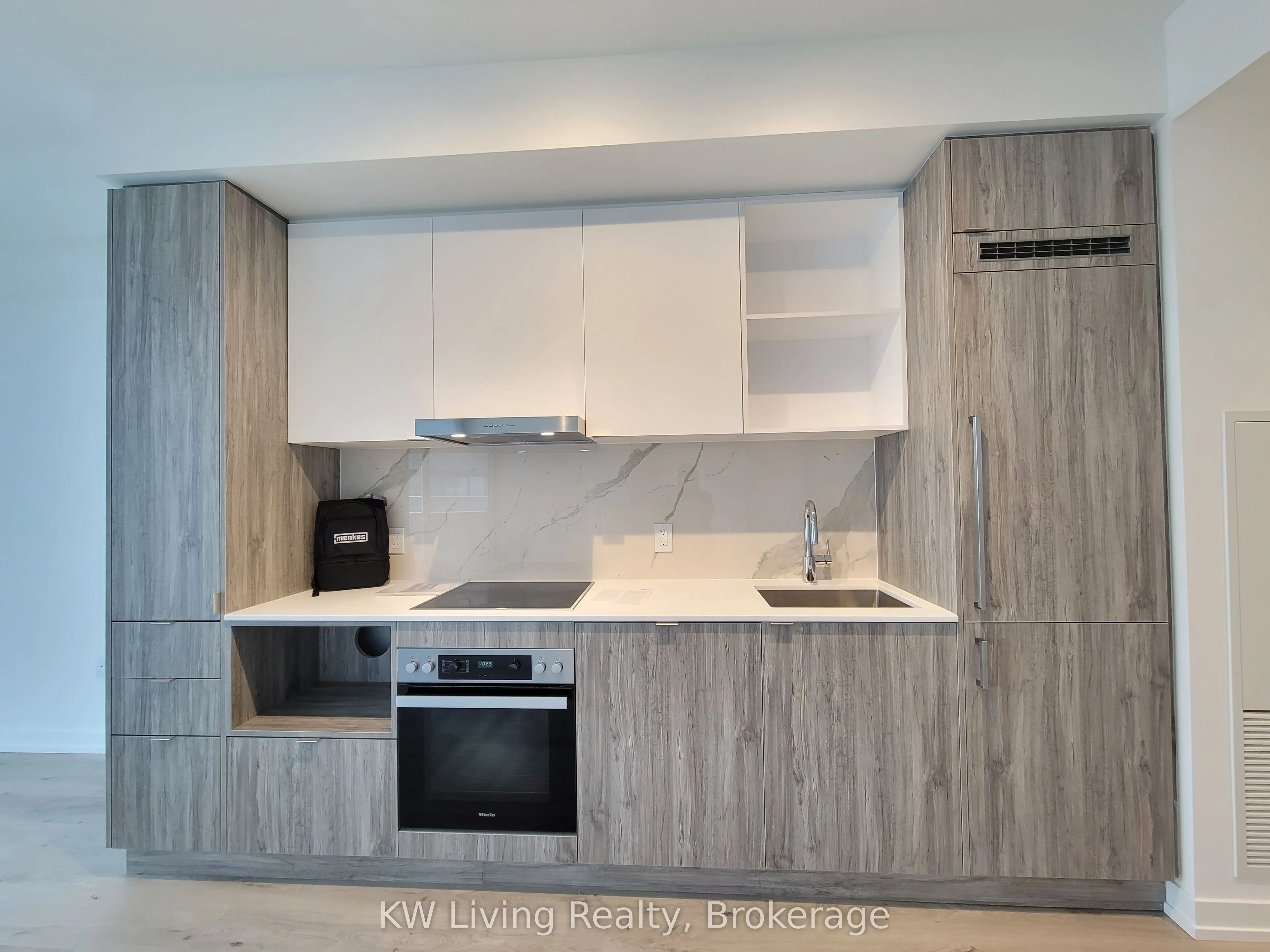 138 Downes Street, #7112