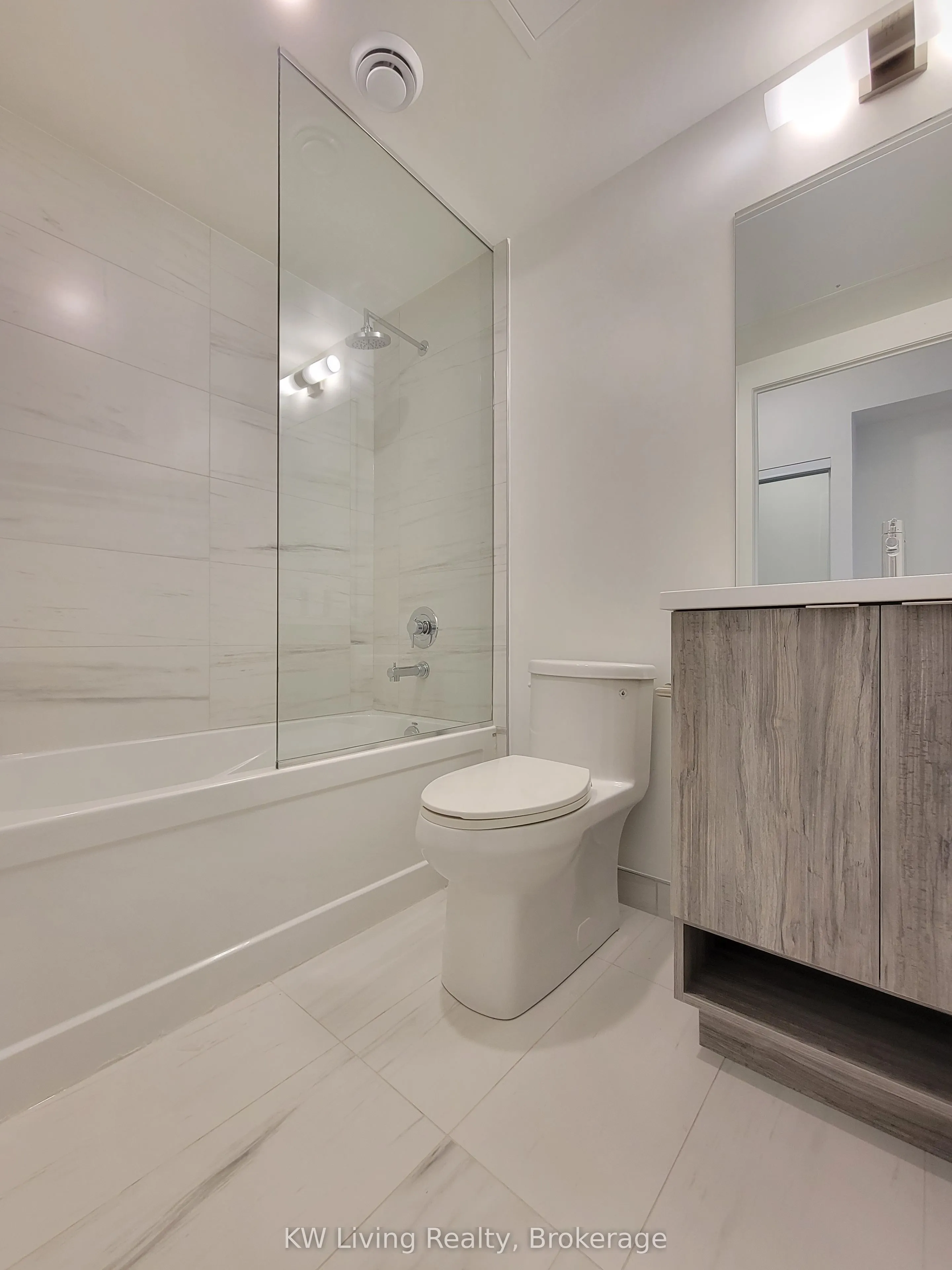 138 Downes Street, #7112
