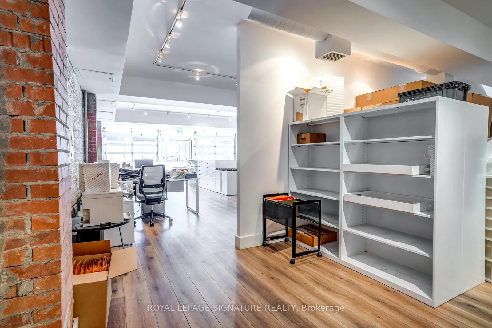 926 King Street W, #Main/ShopA