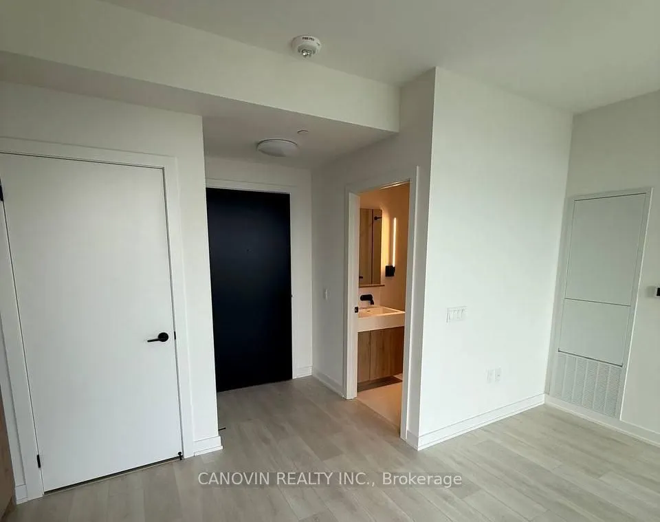 117 Broadway Avenue, #3210