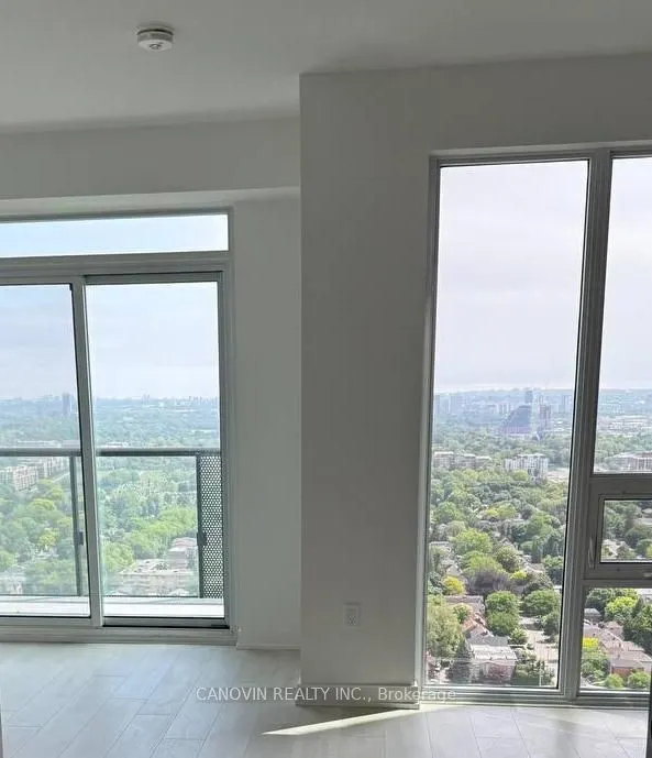 117 Broadway Avenue, #3210
