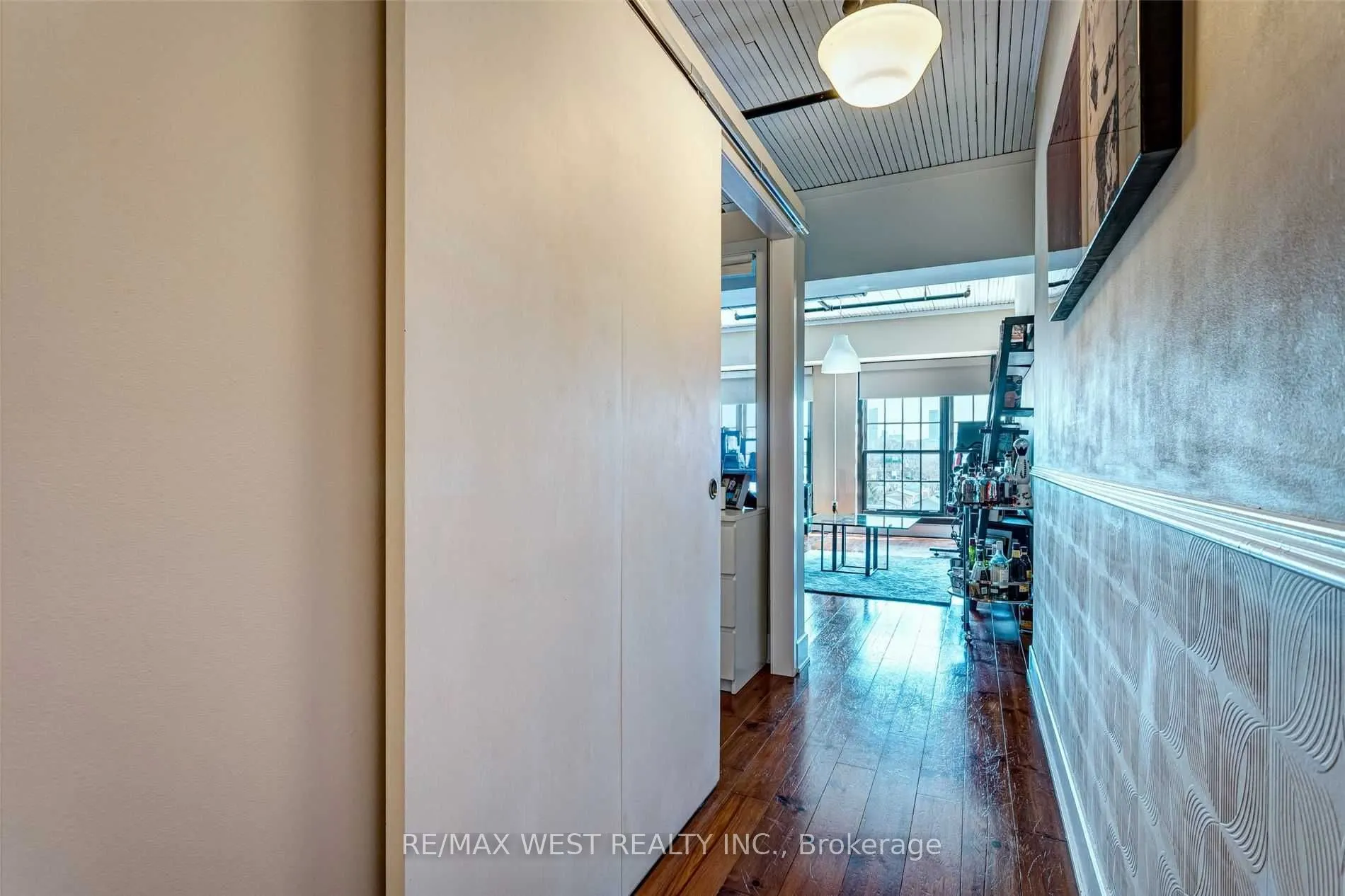183 Dovercourt Road, #414