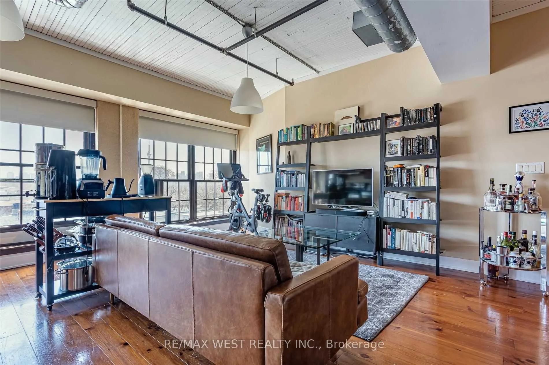 183 Dovercourt Road, #414