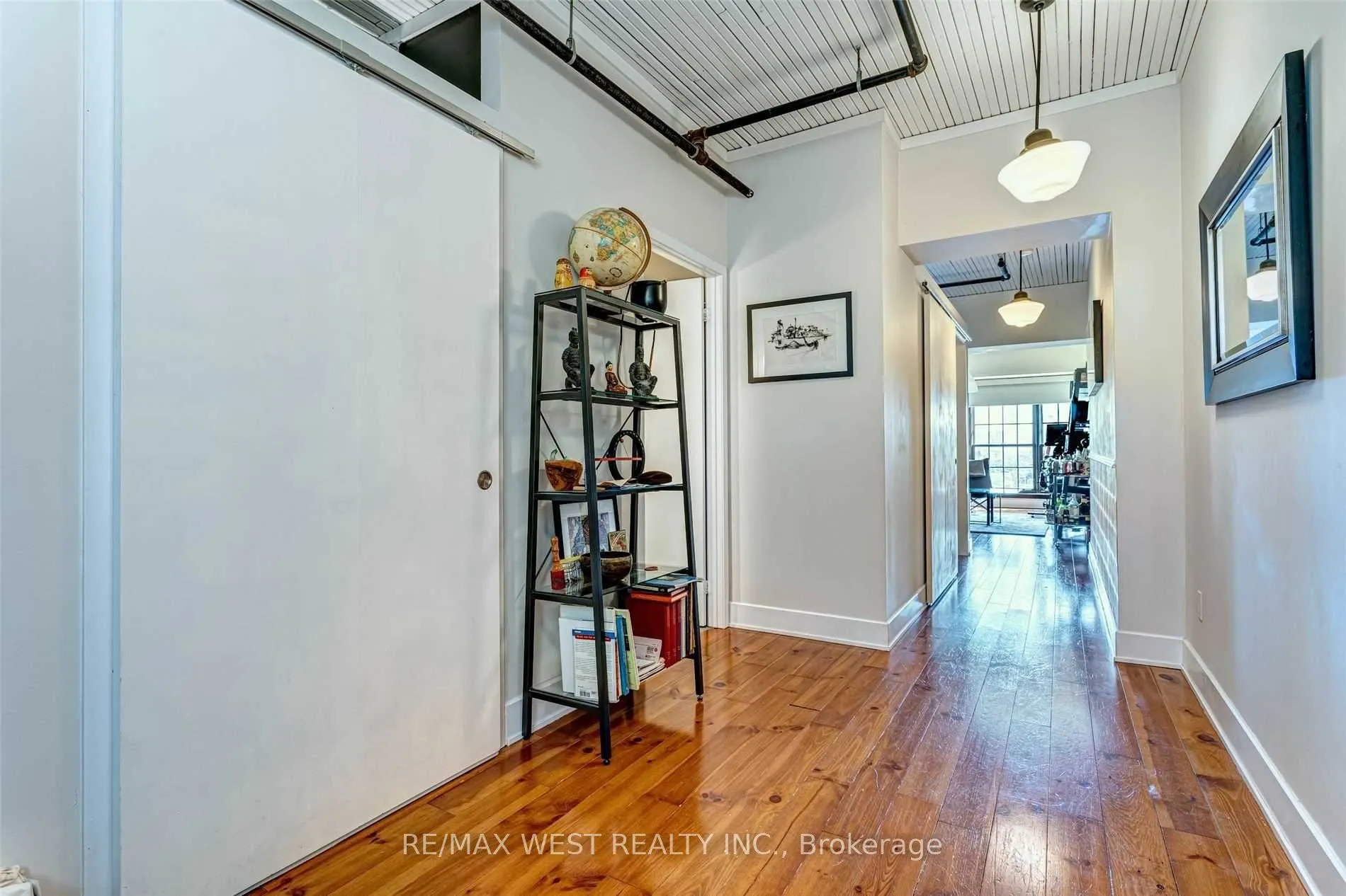 183 Dovercourt Road, #414