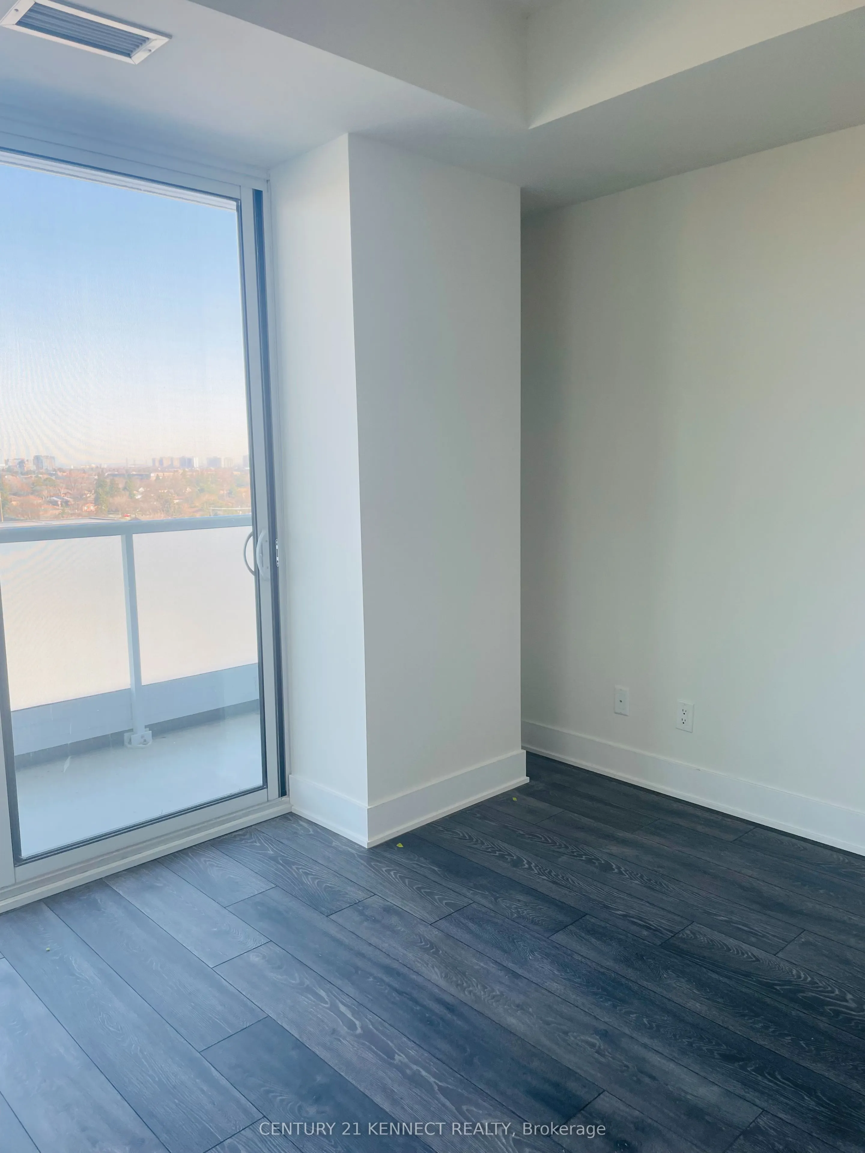 188 Fairview Mall Drive, #1005