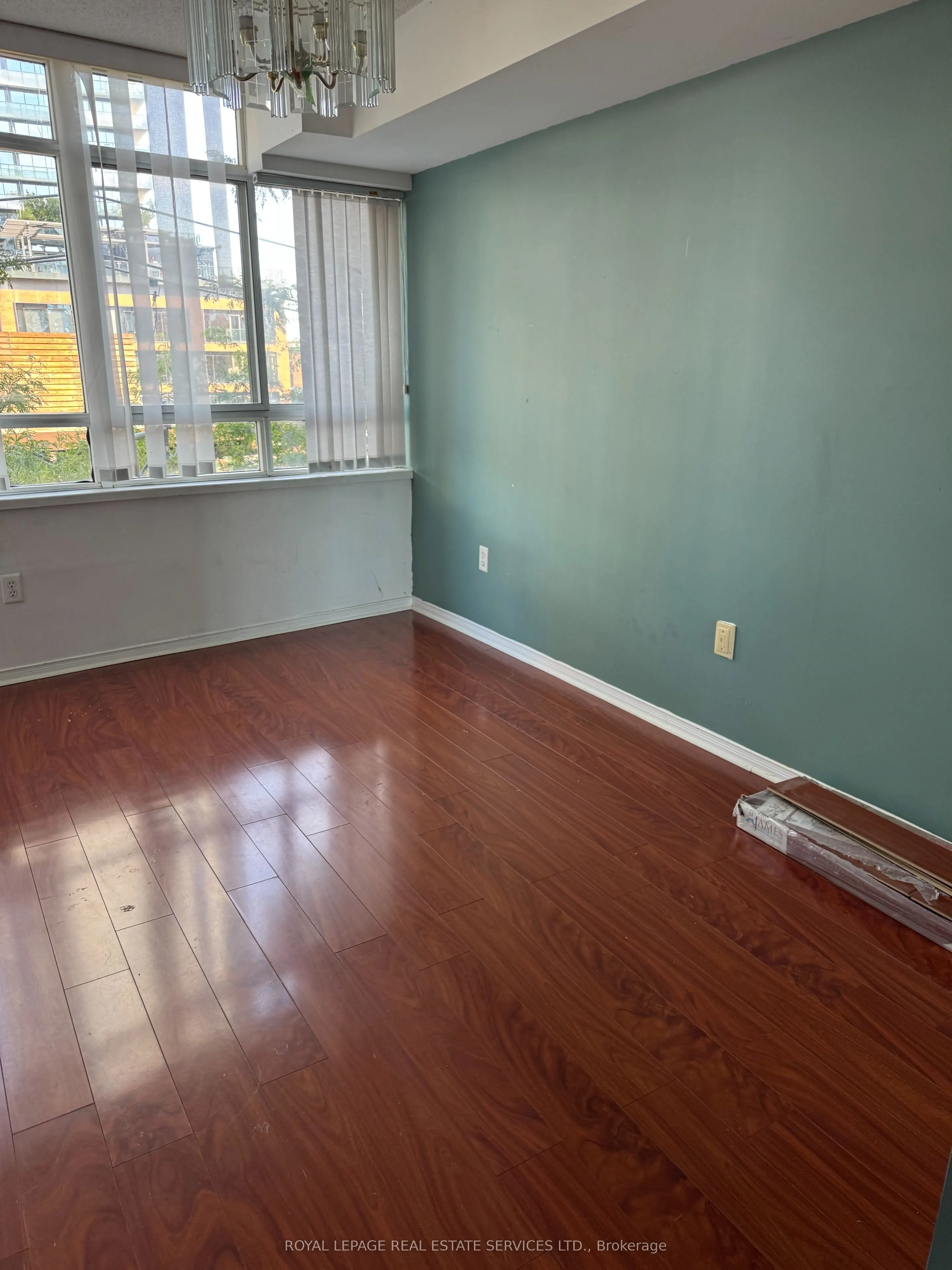 80 Mill Street, #406