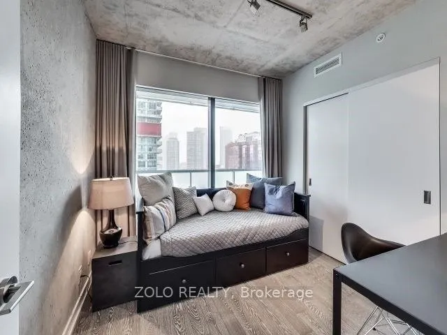 11 Charlotte Street, #1107