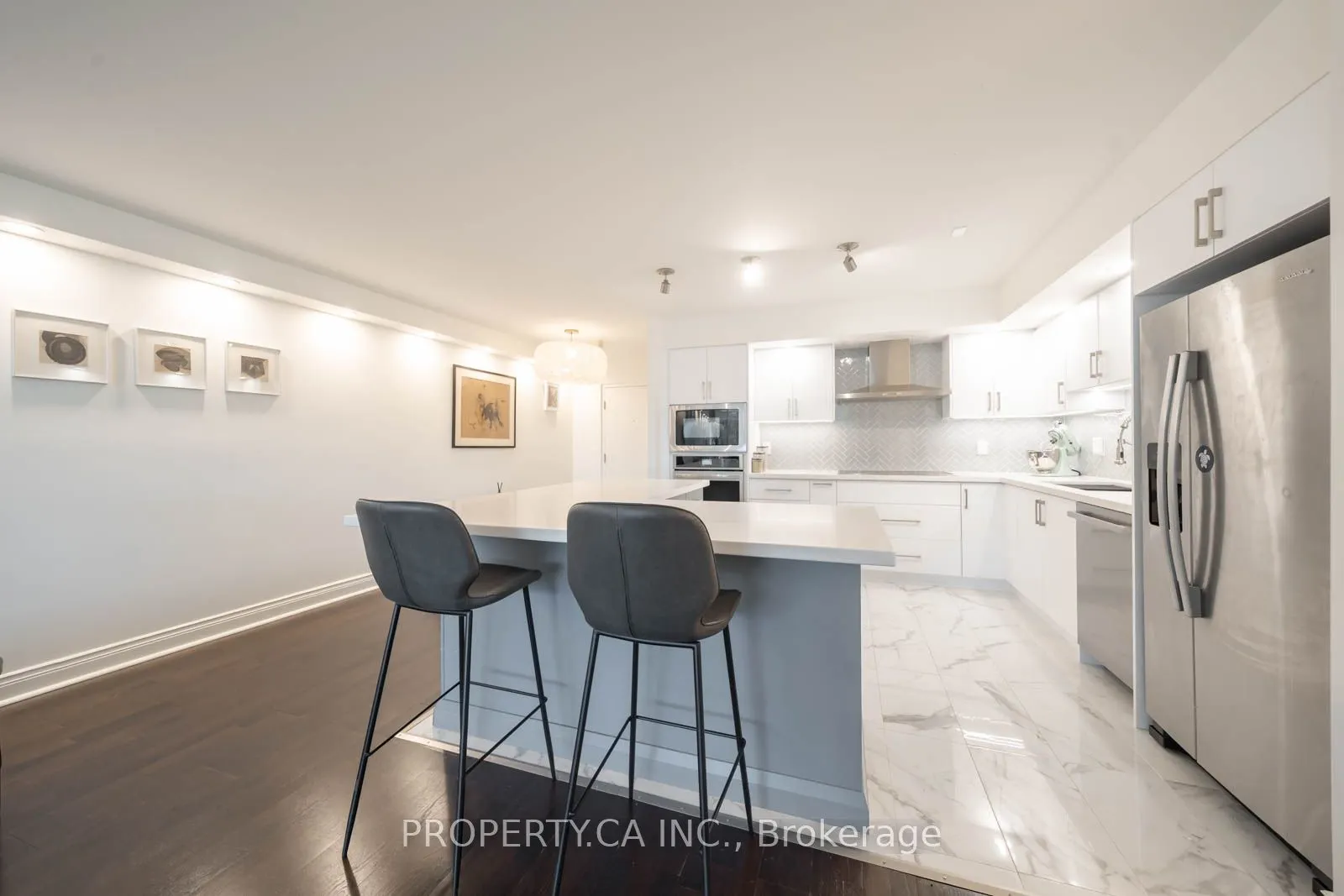 401 Queens Quay W, #310