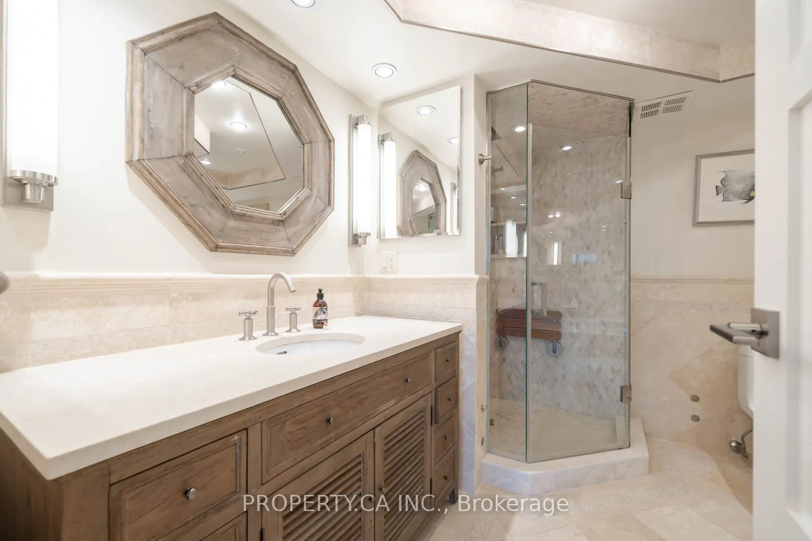401 Queens Quay W, #310