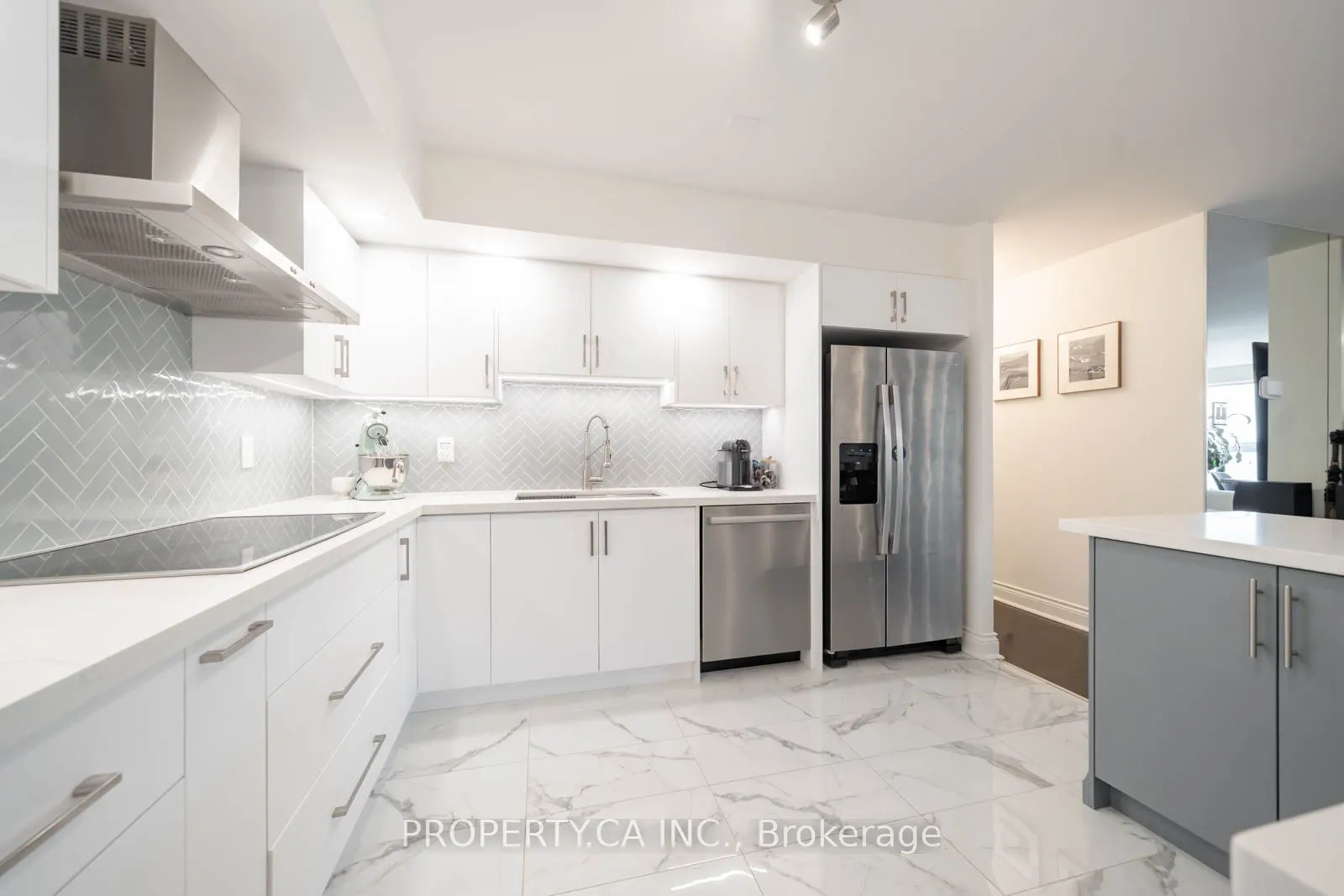 401 Queens Quay W, #310