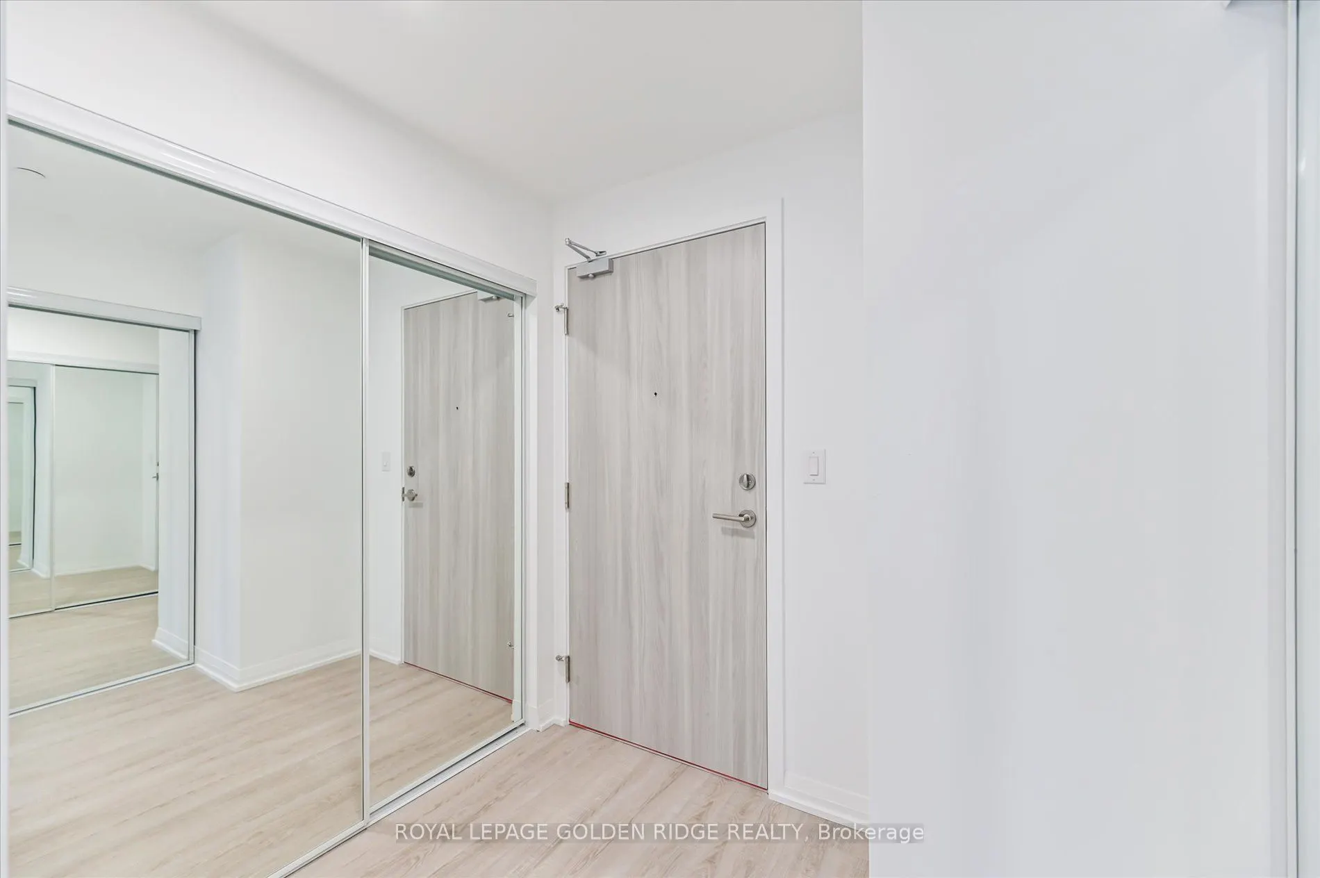 75 Canterbury Place, #316 (RM 1)