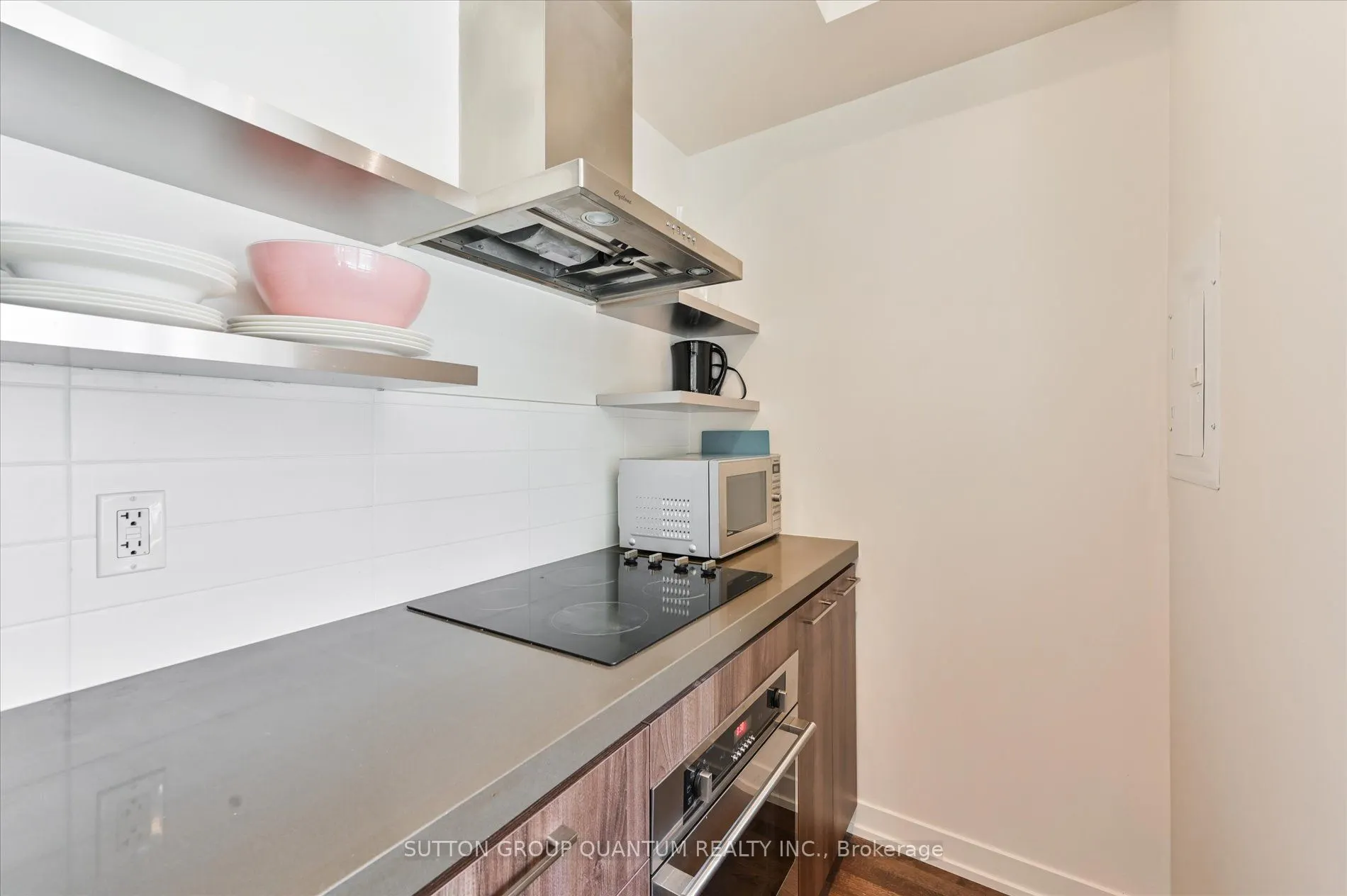 461 ADELAIDE Street W, #340