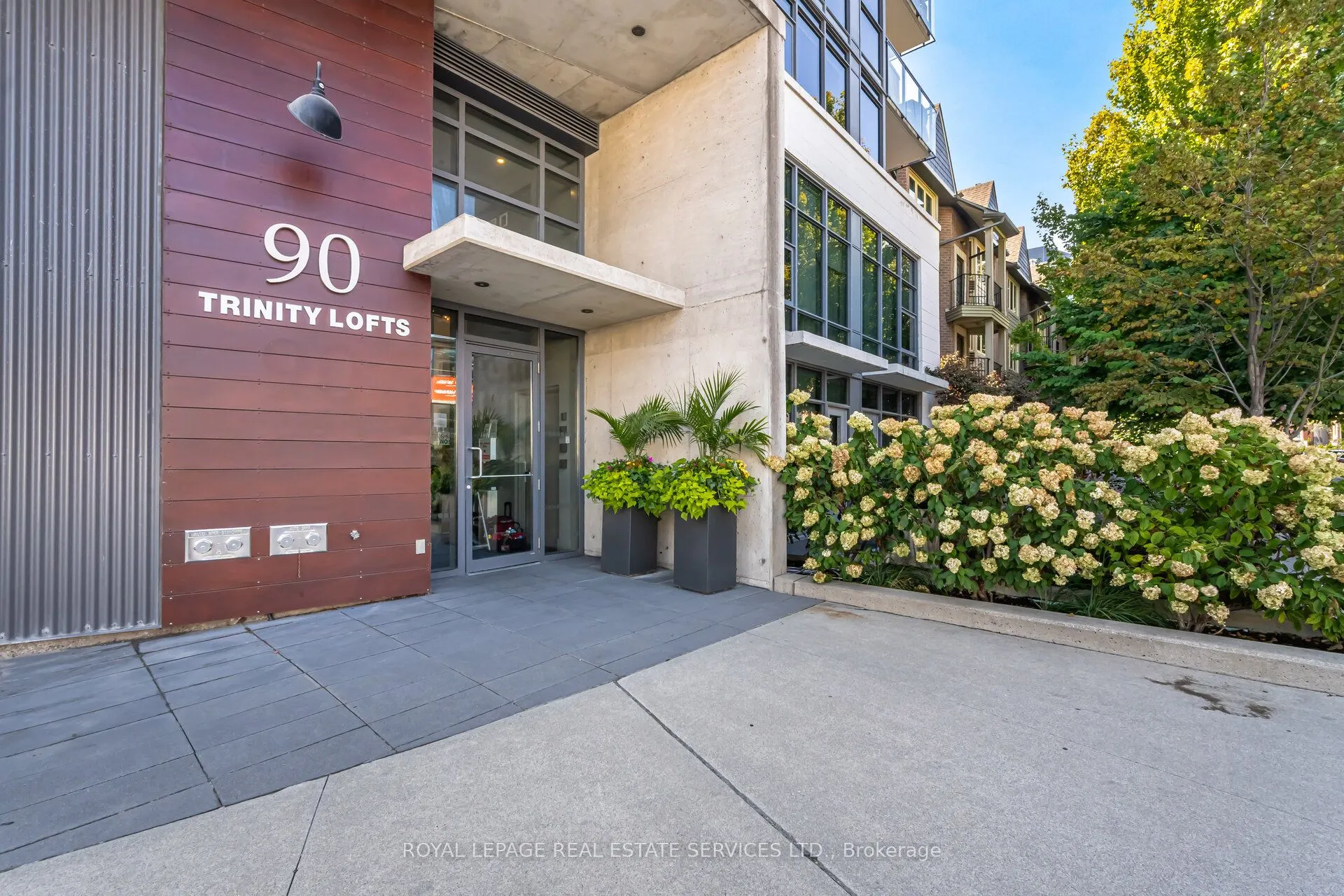 90 Trinity Street, #201