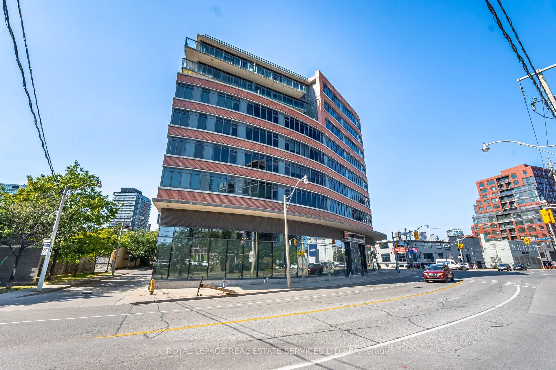 90 Trinity Street, #201