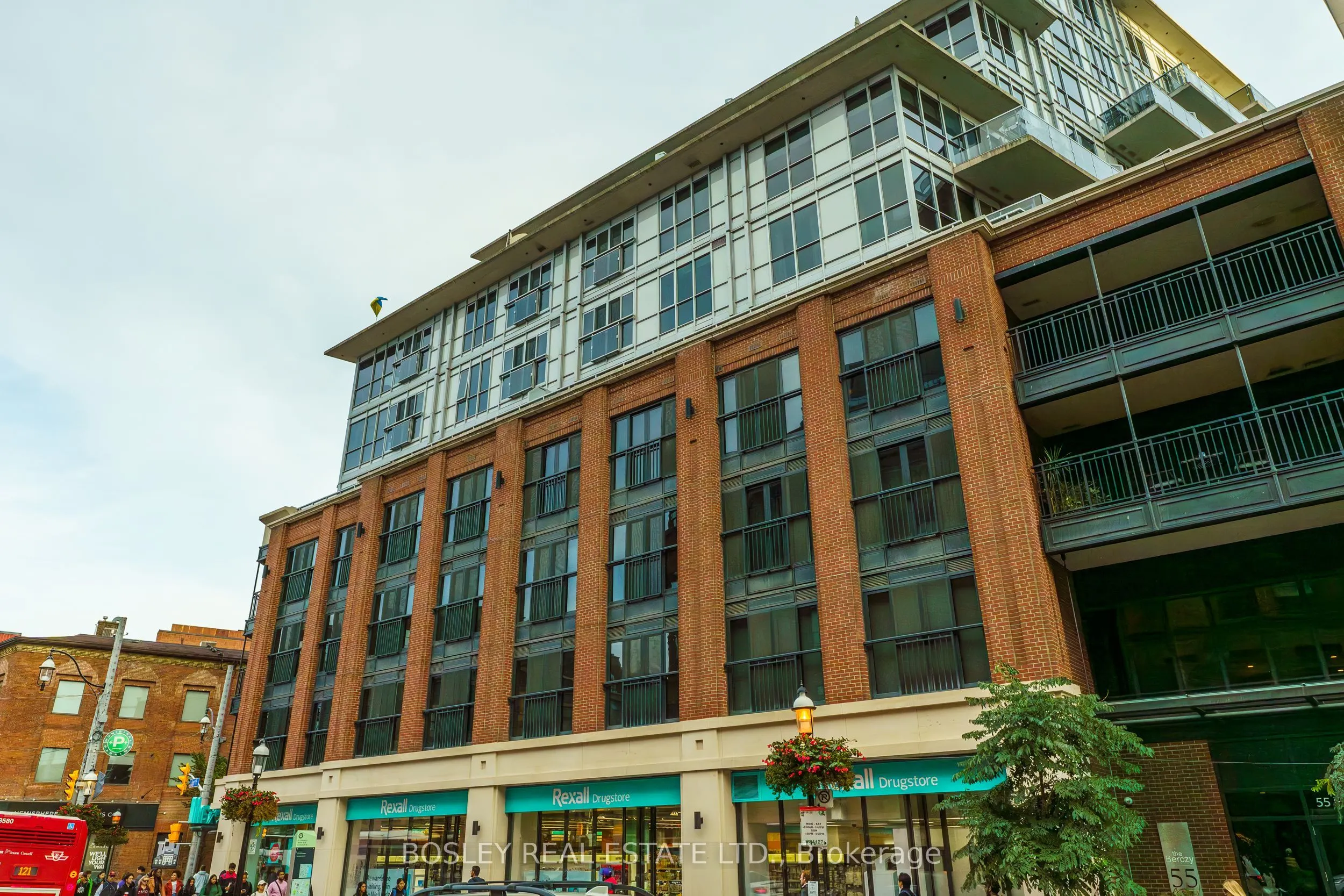 55 Front Street E, #PH1203