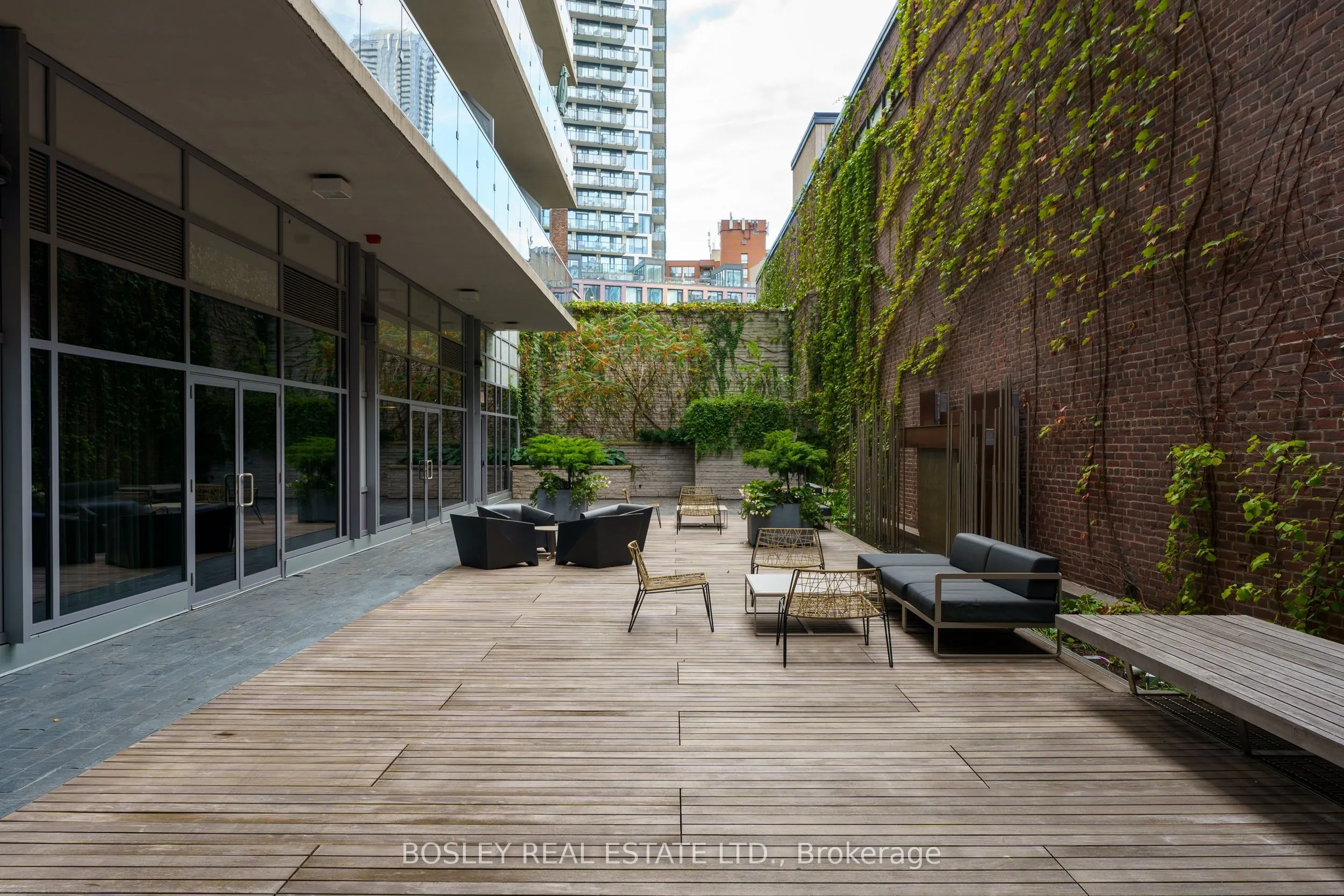 55 Front Street E, #PH1203