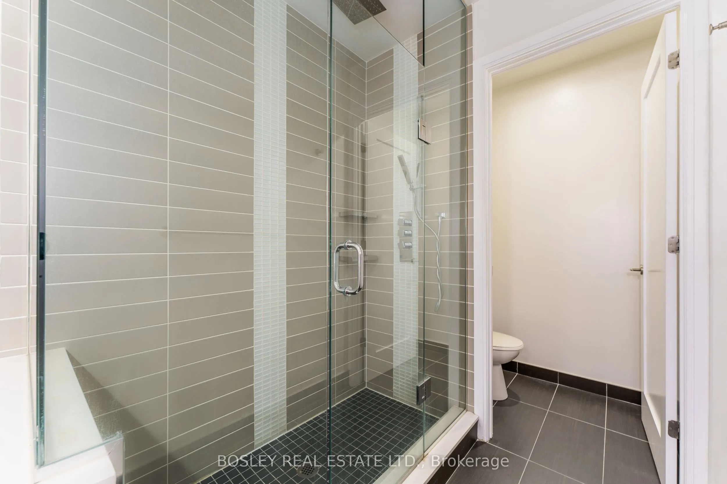 55 Front Street E, #PH1203